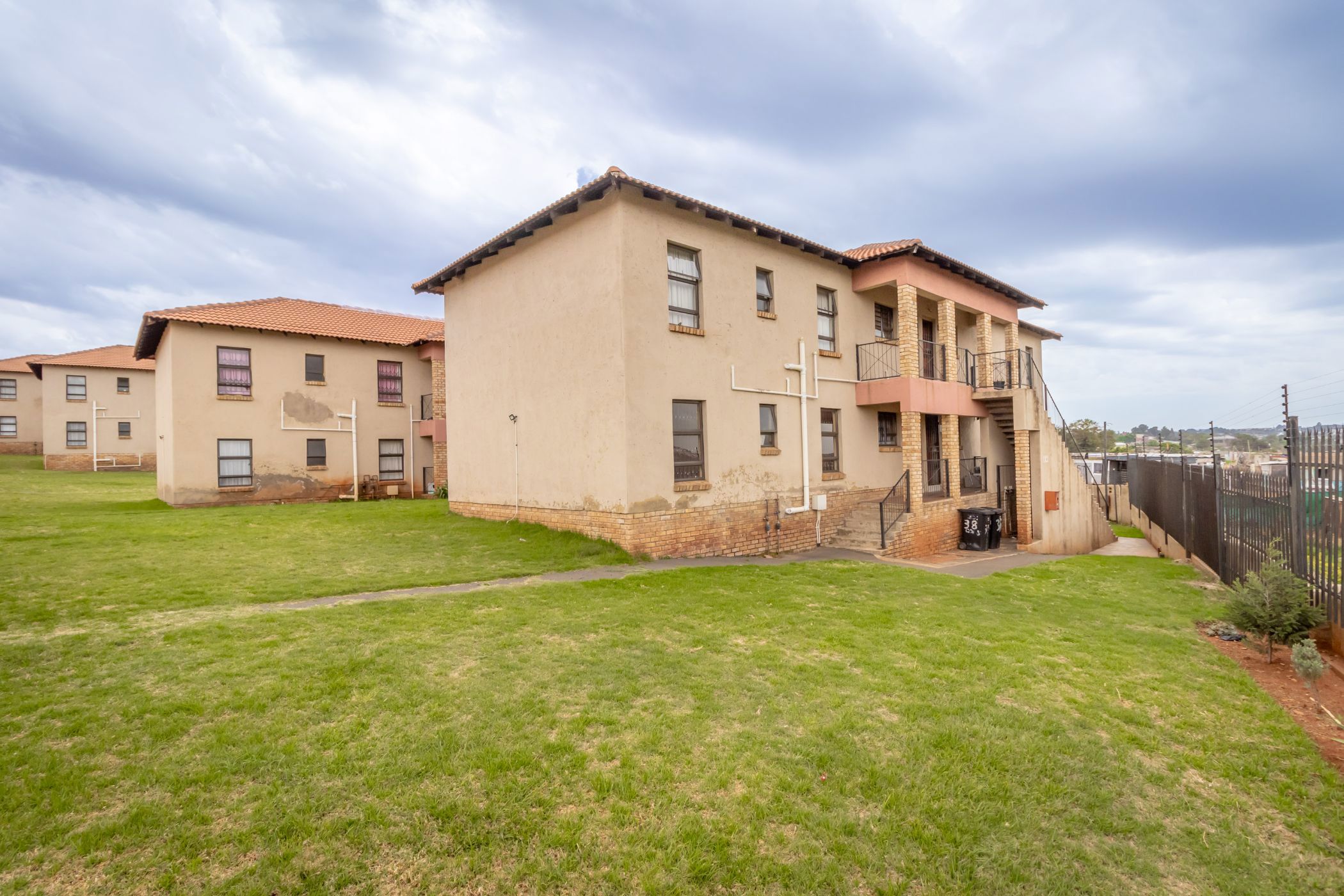 2 Bedroom Townhouse For Sale | Grobler Park | RDT1637319 | Pam Golding ...