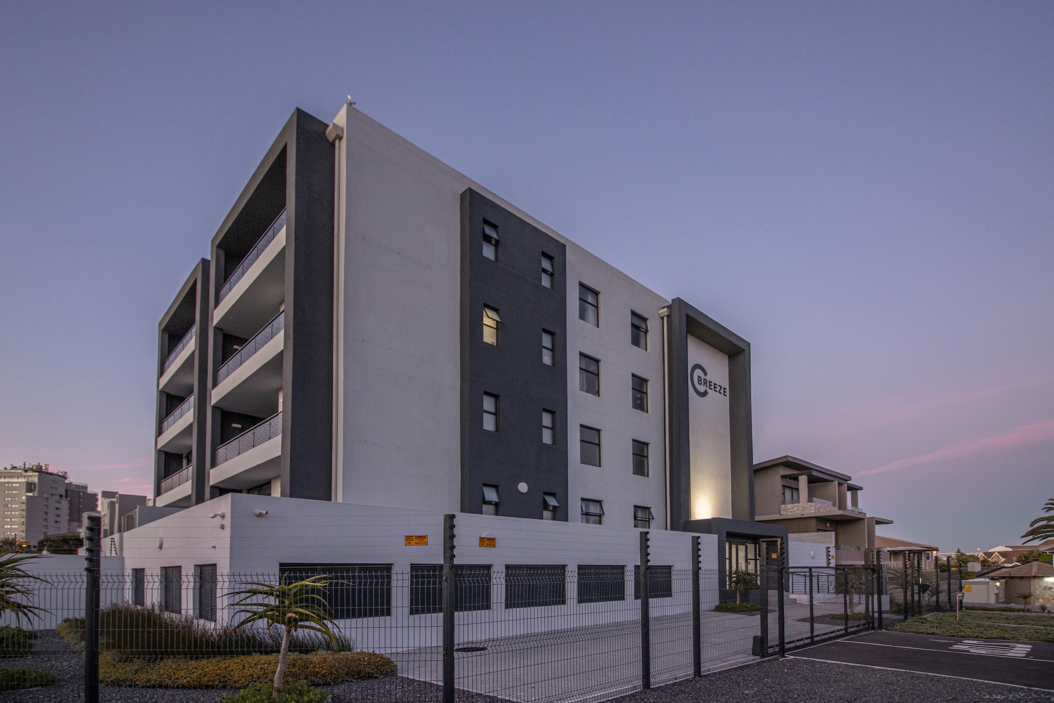 3 bedroom apartment to rent in Waves Edge