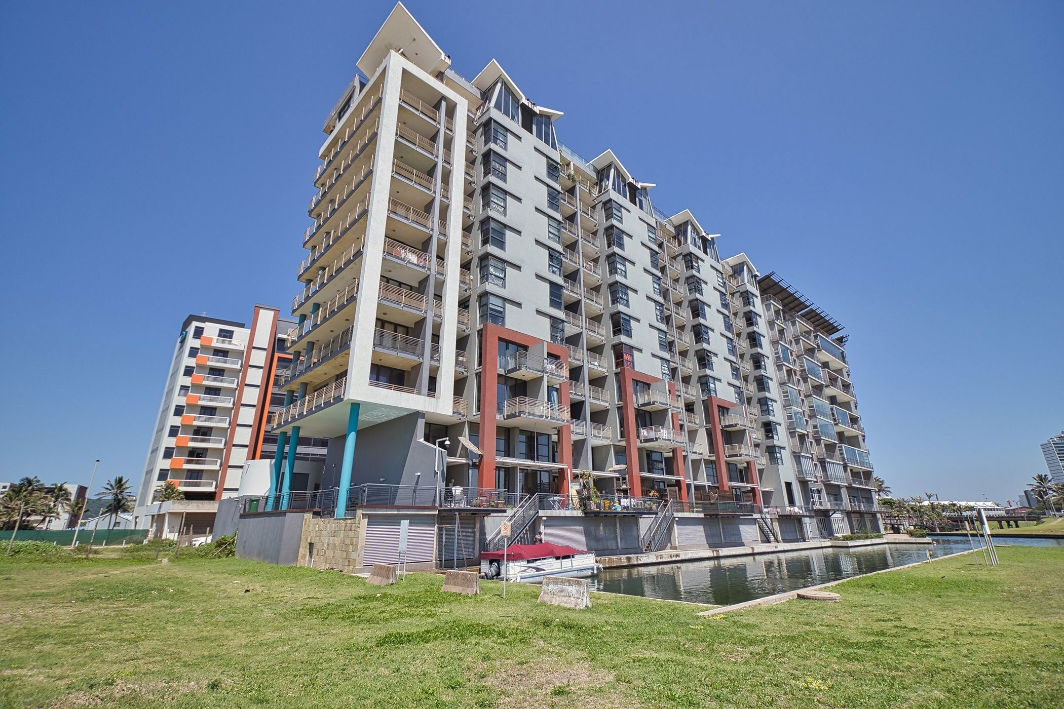 1 Bedroom Apartment For Sale Point Waterfront Durban 1DA1636725