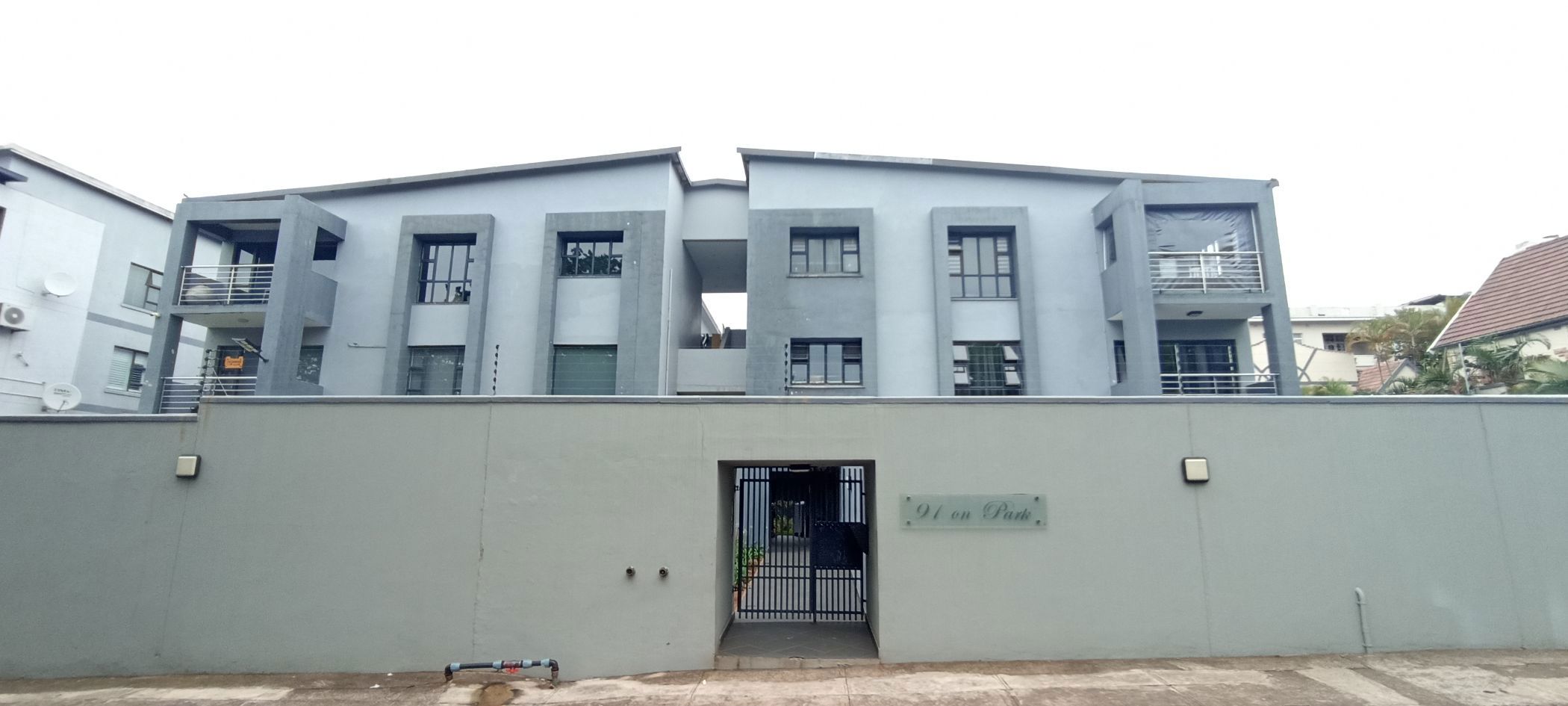 3 Bedroom Apartment For Sale Musgrave 1DA1638669 Pam Golding