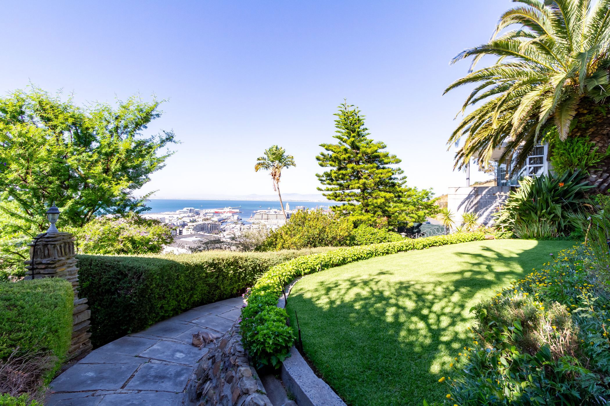 3 Bedroom House For Sale Green Point (Cape Town) AS1634652 Pam