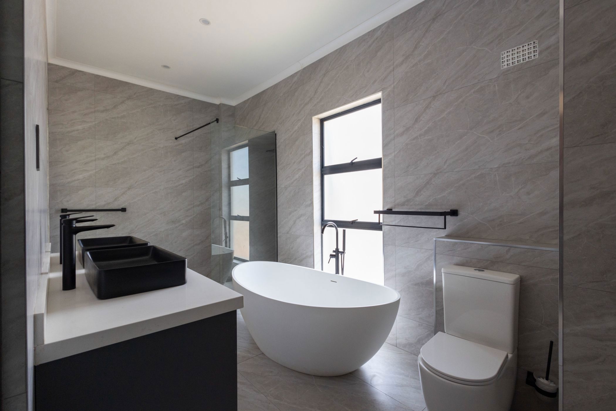 4 Bedroom Doublestorey Cluster For Sale Mount Pleasant (Zimbabwe