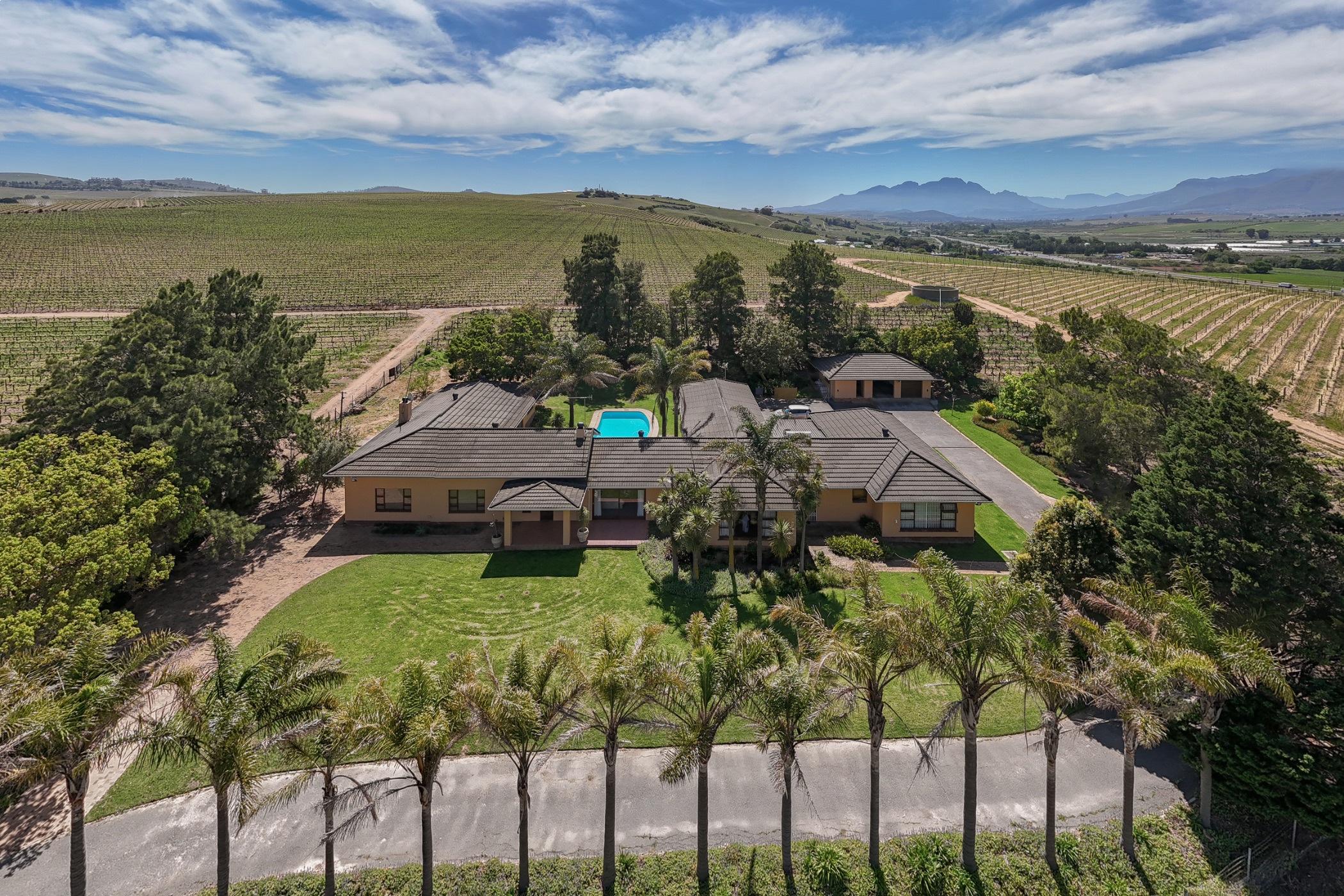 160 hectare Wine Farm For Sale Stellenbosch Farms ST1628031 Pam Golding Properties
