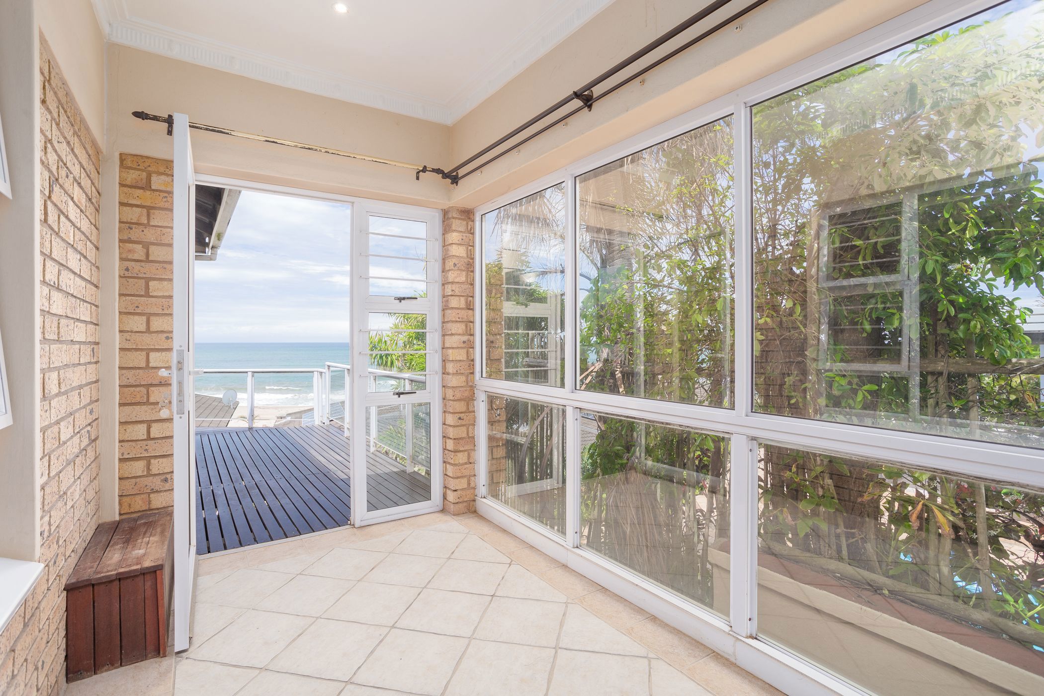 4 Bedroom Security Complex Home For Sale Shelly Beach 1PX1637241