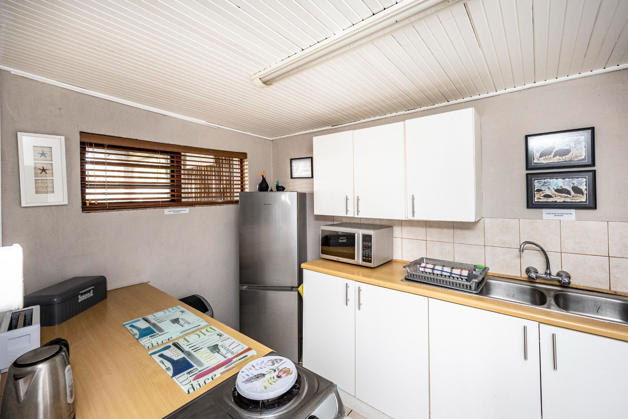 3 Bedroom House For Sale Queensberry Bay (East London) 1ET1634036