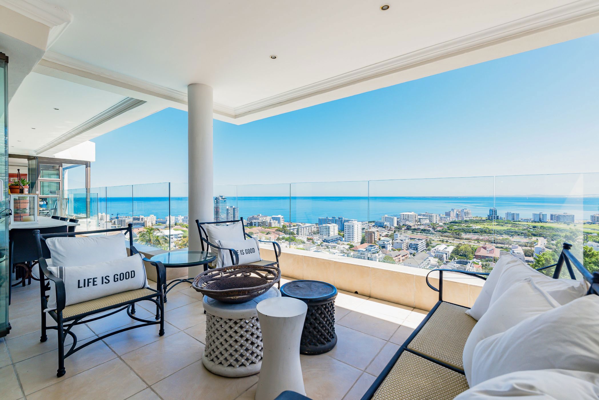 4 Bedroom House To Rent Green Point (Cape Town) ASL1635390 Pam