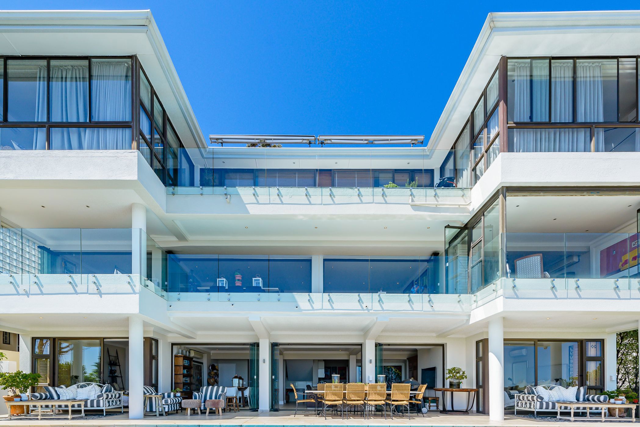 4 Bedroom House To Rent Green Point (Cape Town) ASL1635390 Pam