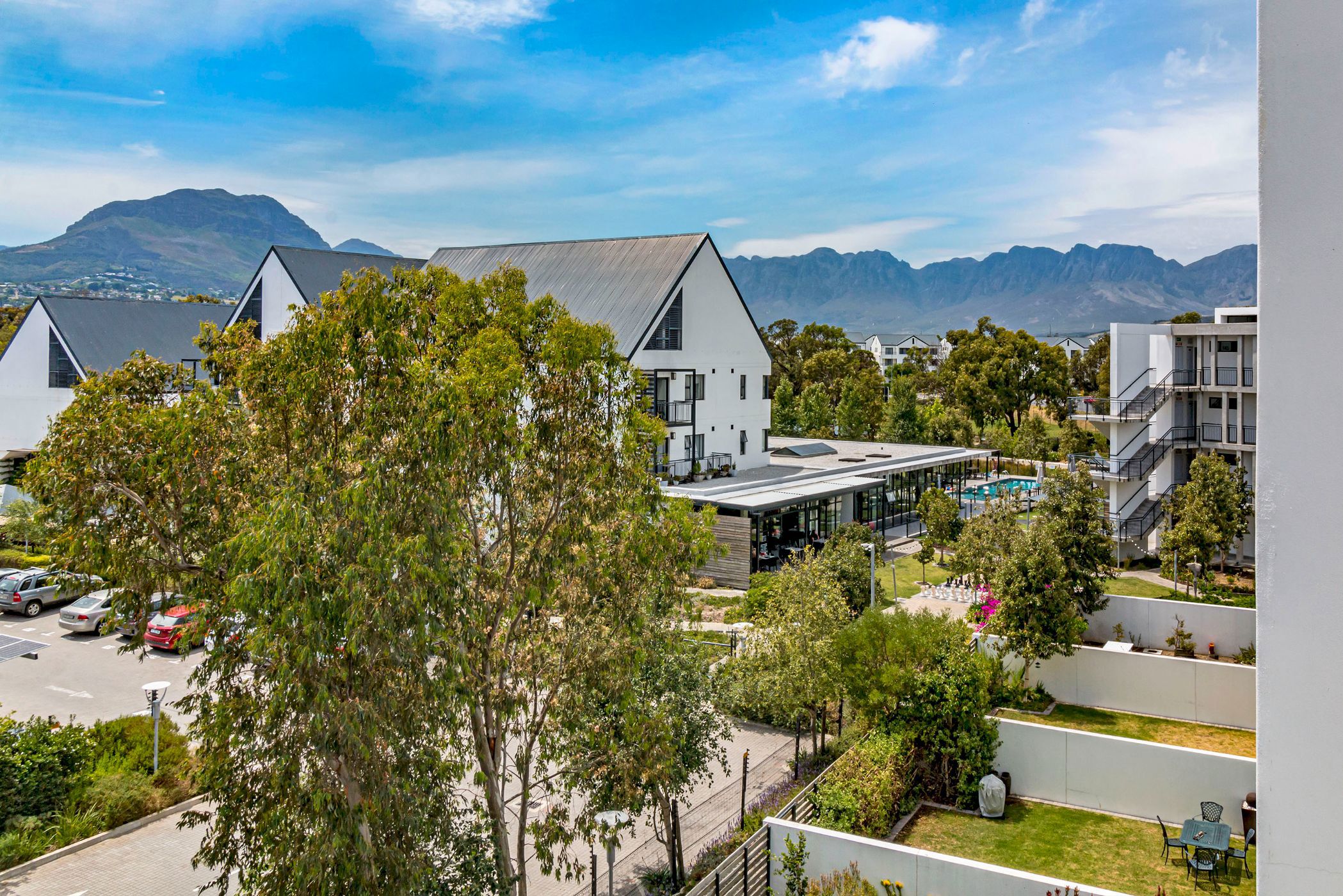 3 Bedroom Apartment For Sale Paardevlei SW1635524 Pam Golding