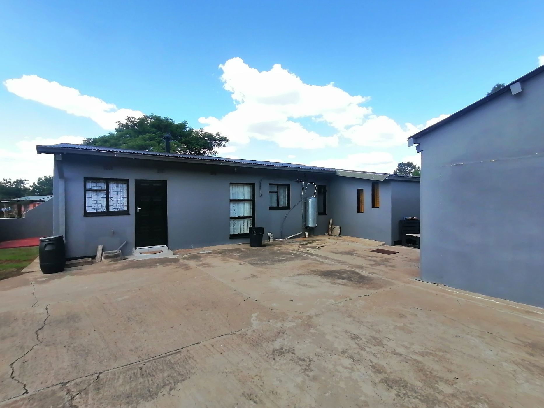 3 Bedroom House For Sale Bank Assisted Sale by Standard Bank