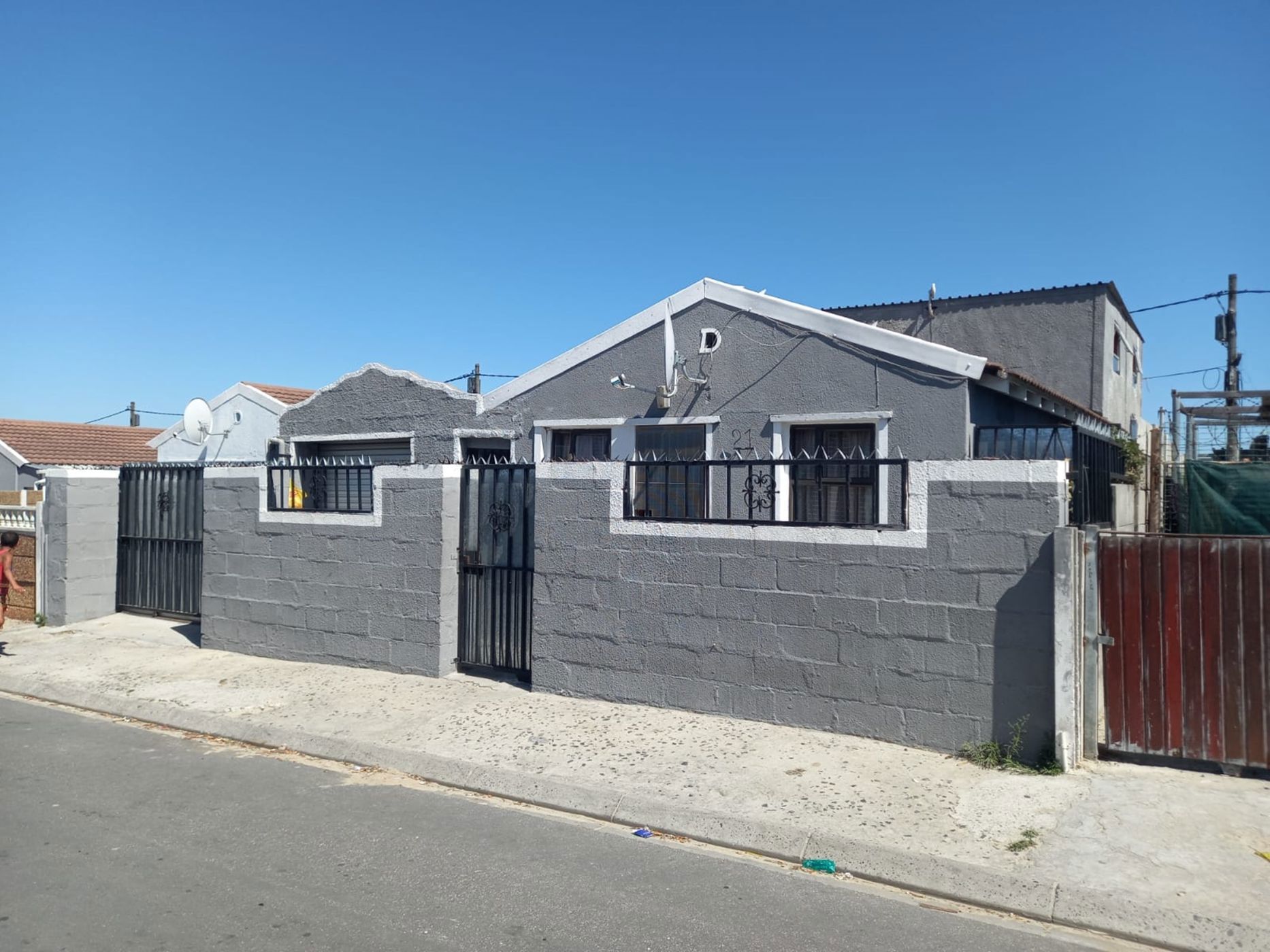 5 Bedroom House For Sale Delft Voorbrug 1AH1636722 Pam Golding Properties