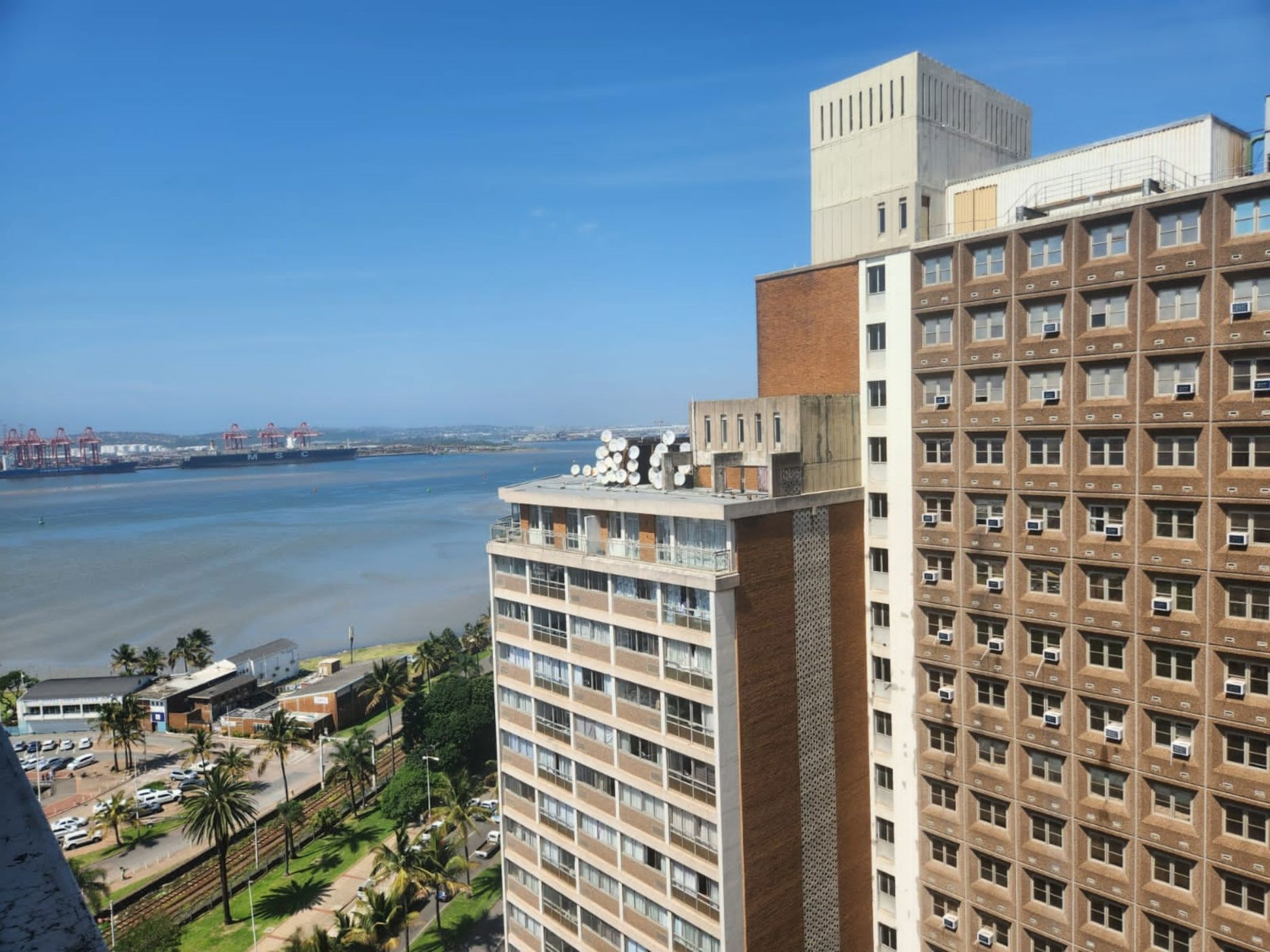 2 Bedroom Apartment For Sale Esplanade Durban 1DA1637570 Pam