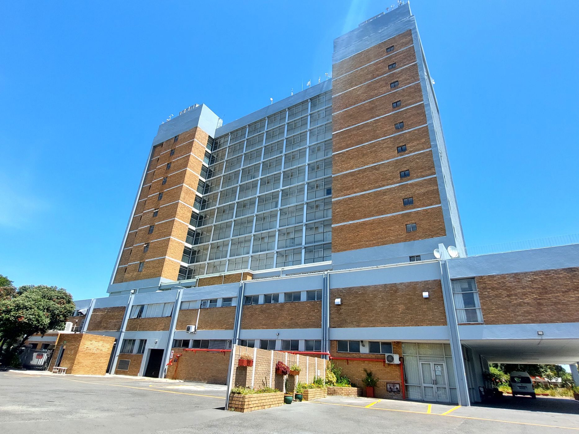 Bachelor Retirement Apartment For Sale Townsend Estate 1AH1637681