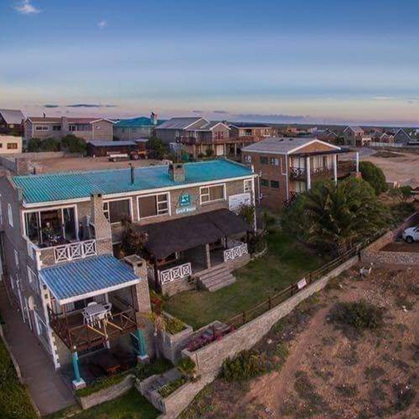 10 Bedroom Doublestorey Apartment For Sale Strandfontein (West Coast