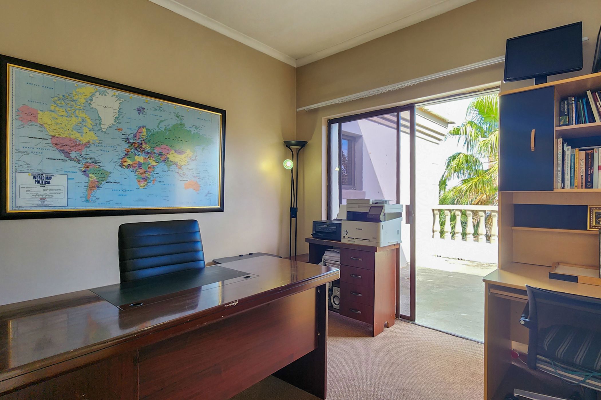 6 Bedroom Double-storey House For Sale | Sunset Beach (Cape Town