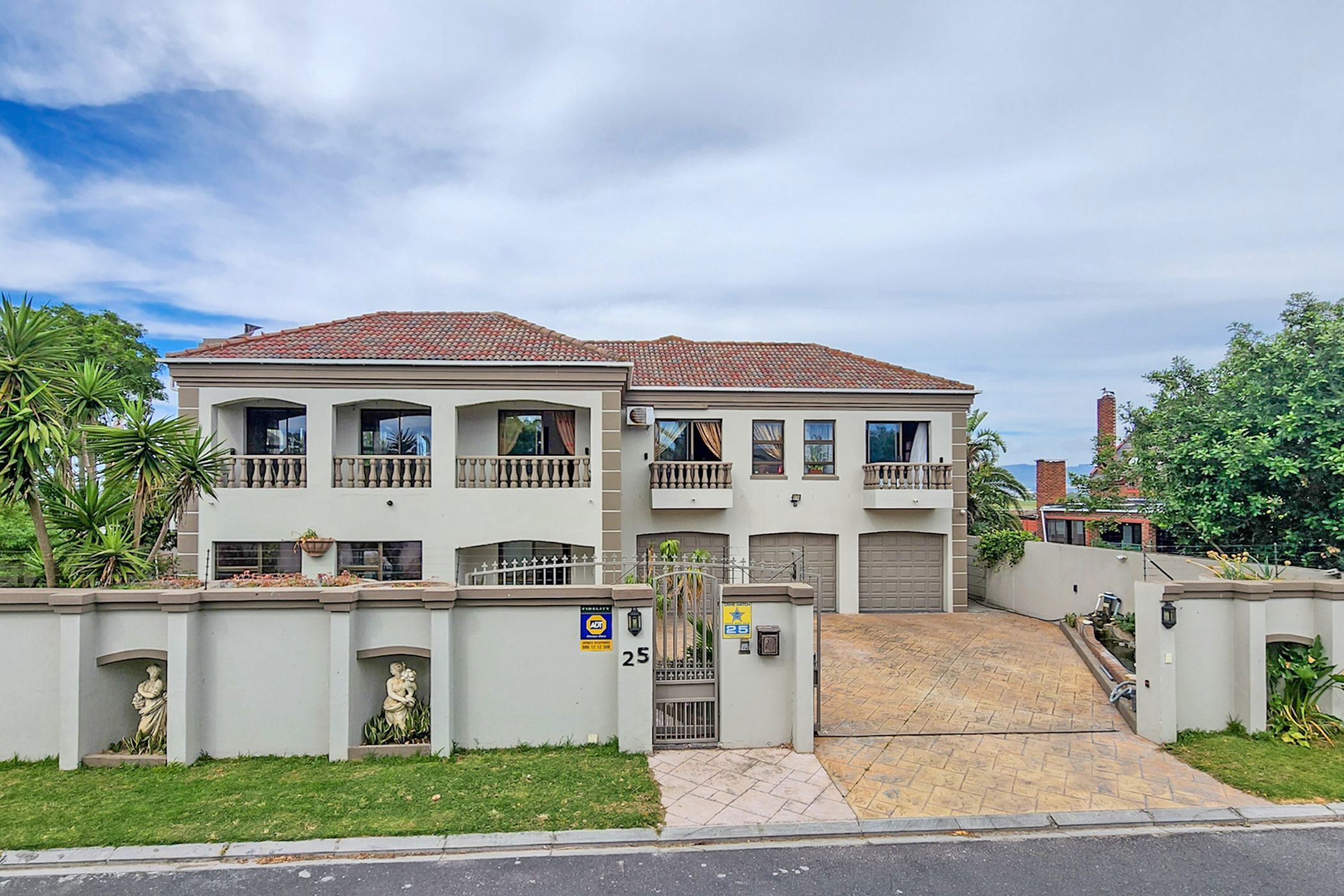 6 bedroom double-storey house for sale in Sunset Beach (Cape Town)