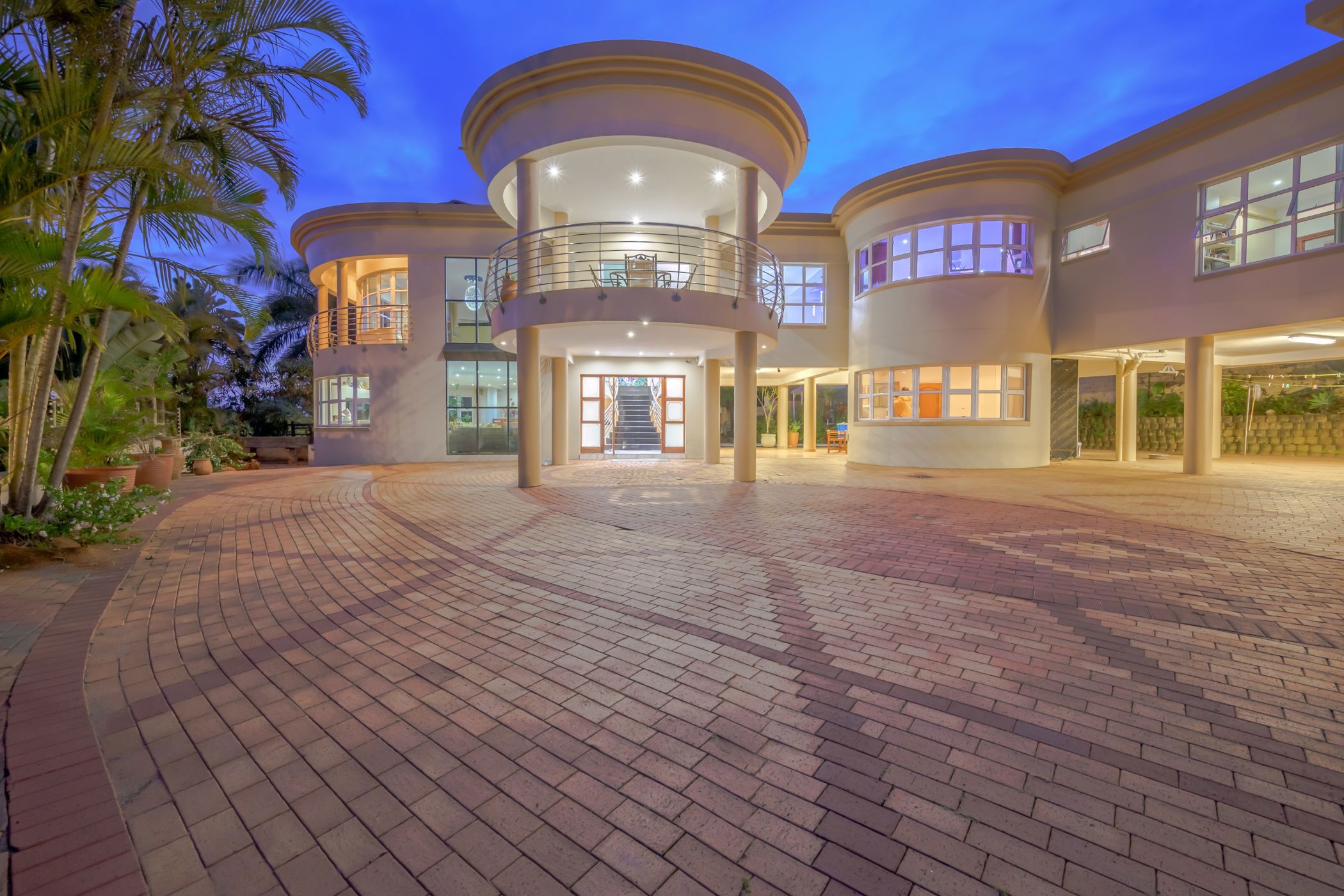 5 bedroom house for sale in uMhlanga Rocks