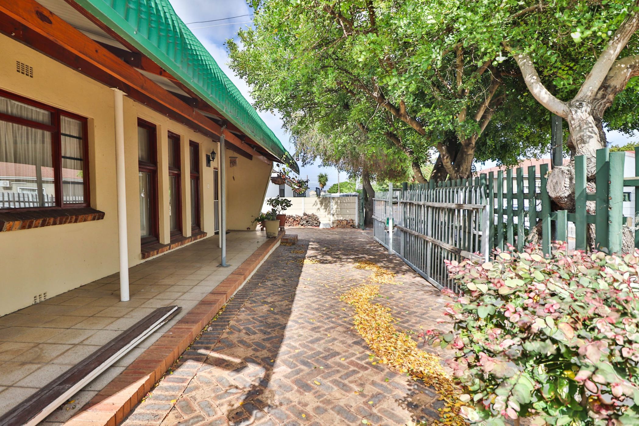 3 Bedroom House For Sale Churchill Estate 1BC1638332 Pam Golding