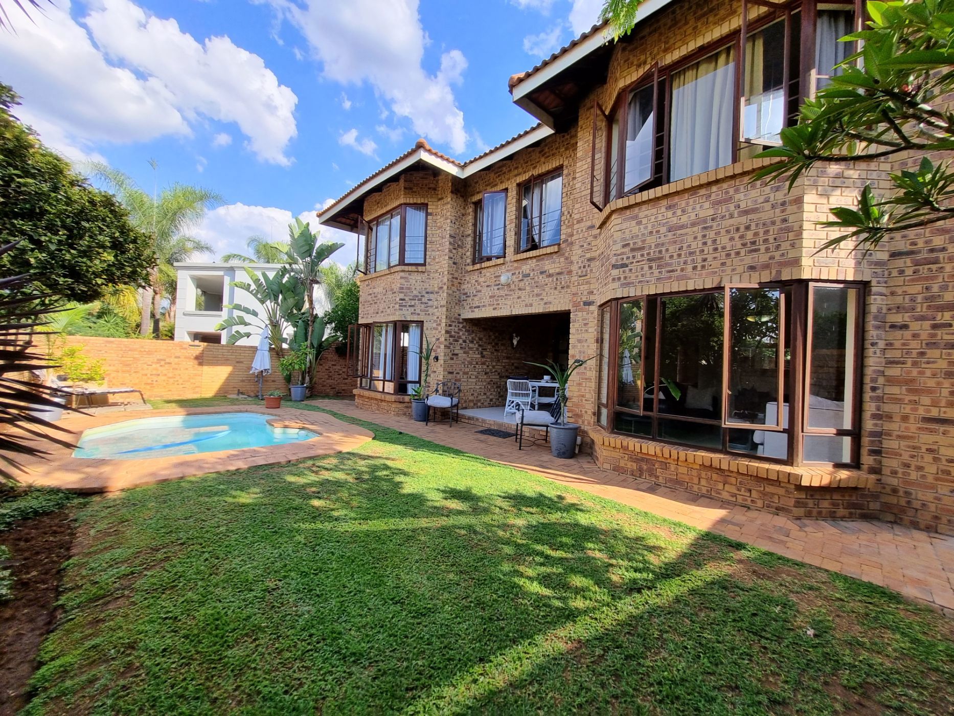 3 Bedroom House For Sale Silver Lakes Golf Estate PT1637836 Pam