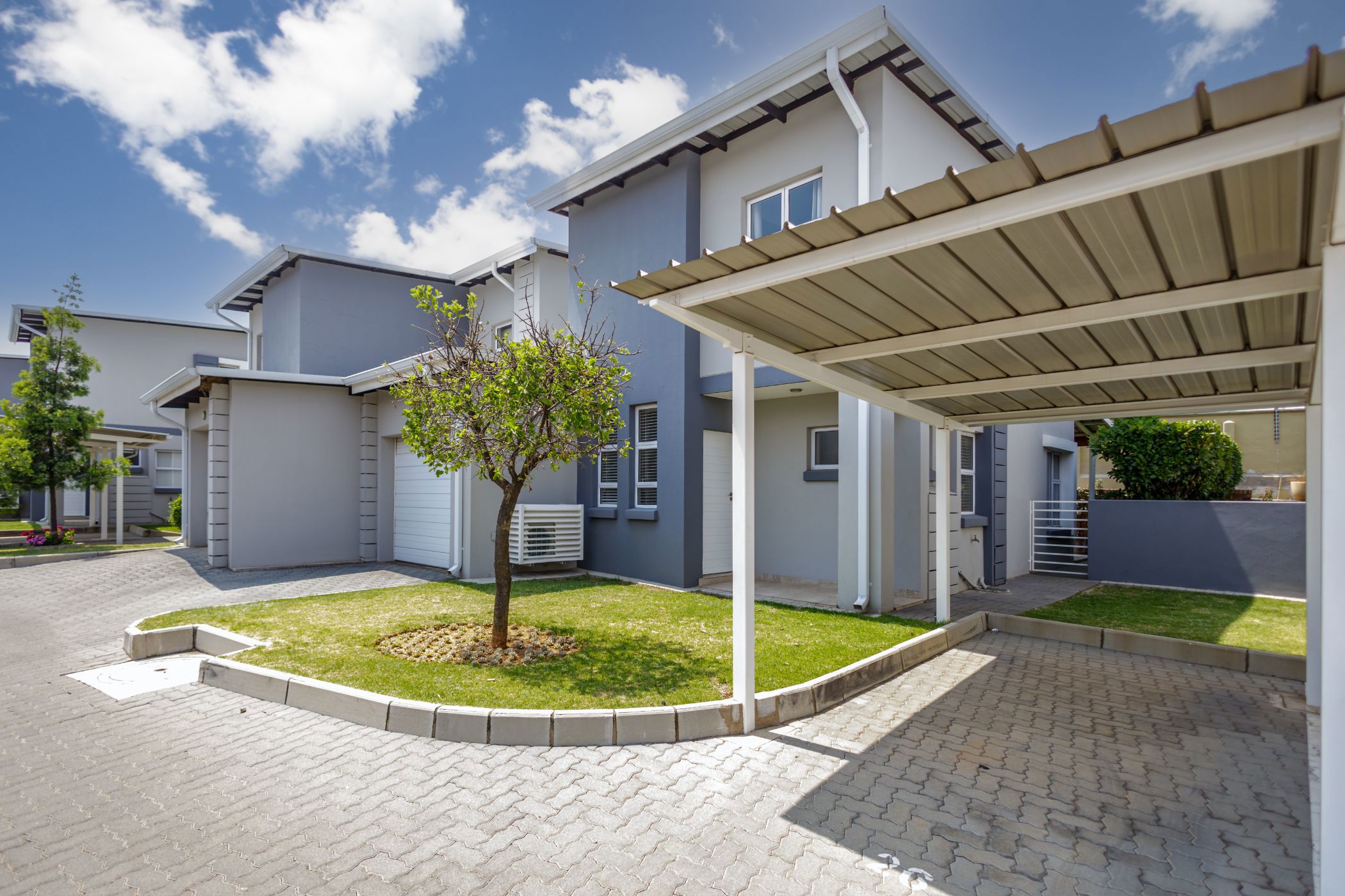 3 Bedroom Townhouse For Sale Eagle Canyon Golf Estate RAN1636216