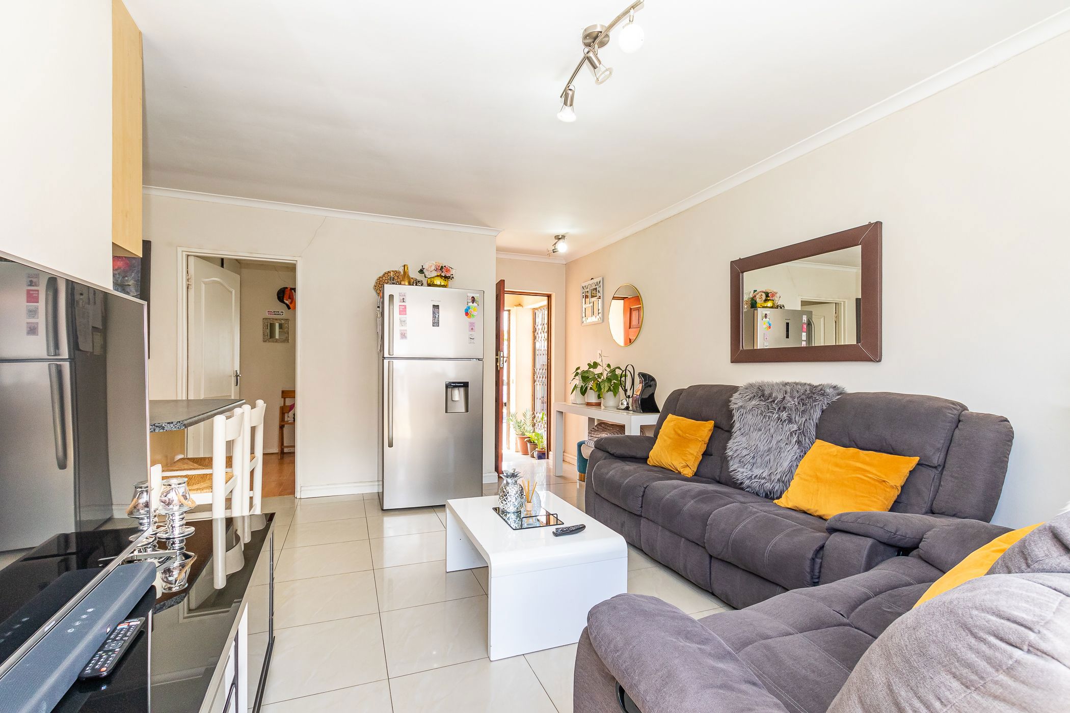 3 Bedroom House For Sale Kenilworth (Cape Town) KW1636875 Pam