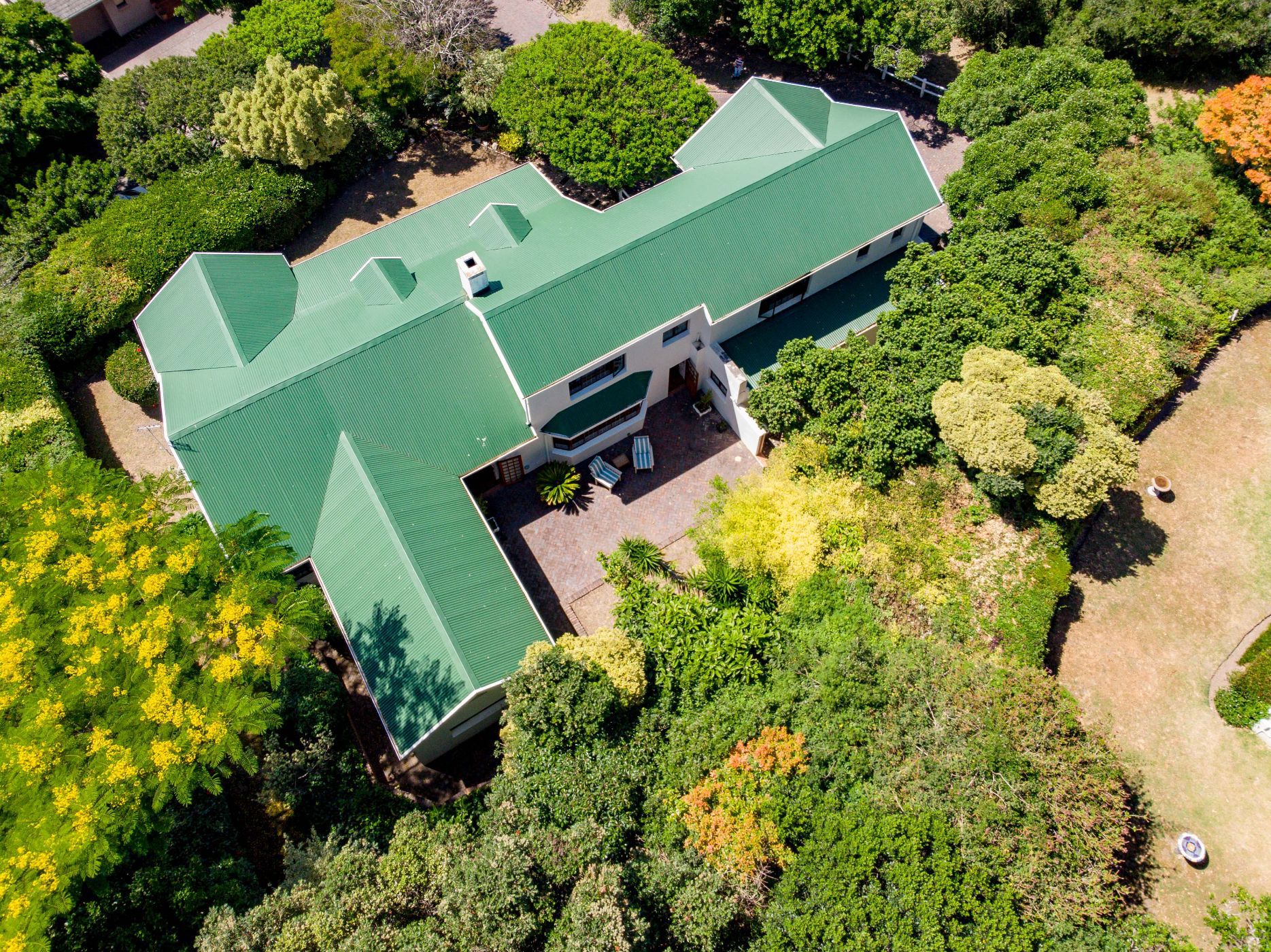 4 Bedroom House For Sale Belvidere 1KG1631618 Pam Golding Properties