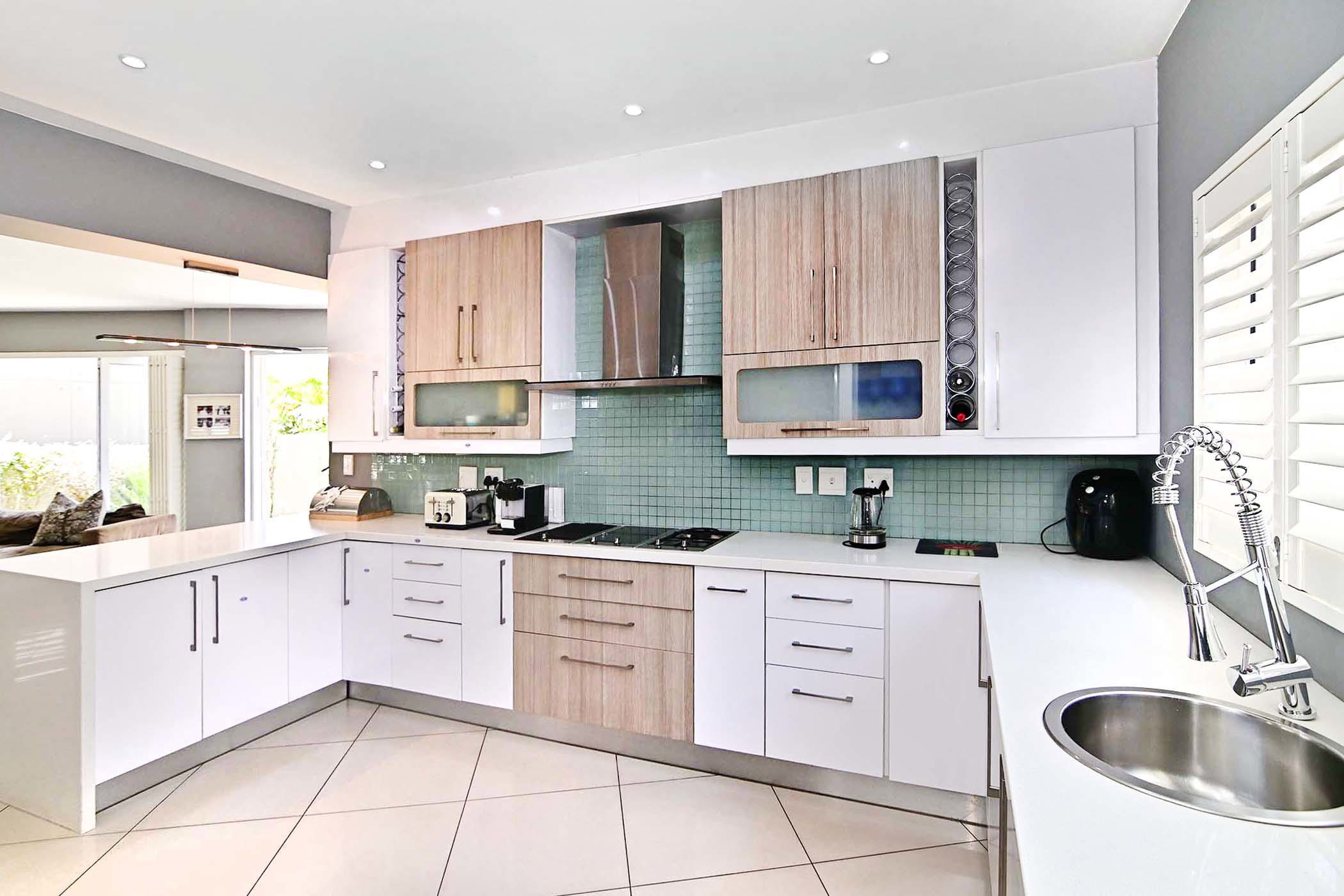 3 Bedroom Cluster House For Sale Sandown (Sandton) HP1638628 Pam