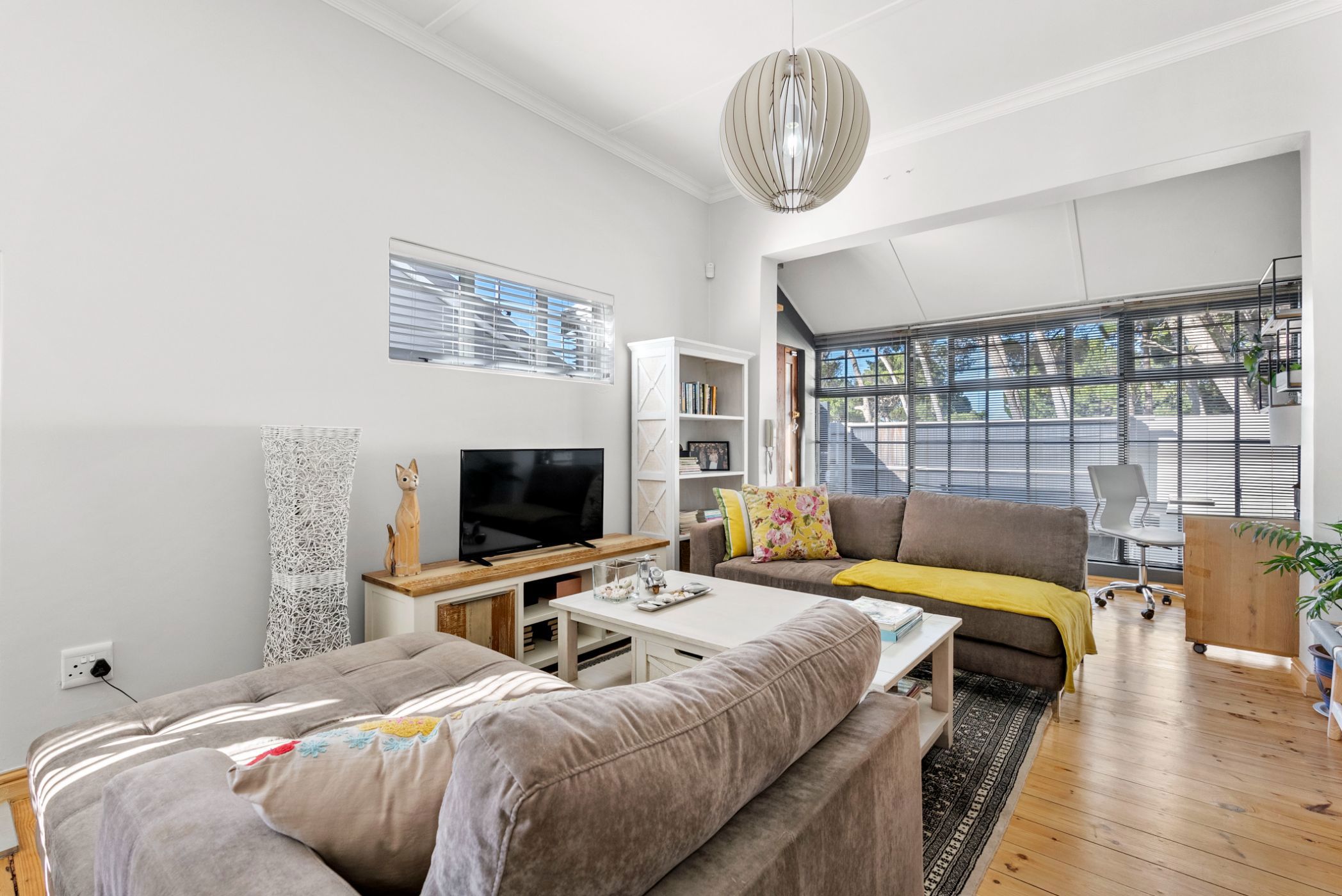 2 Bedroom House For Sale Vredehoek AS1640873 Pam Golding Properties