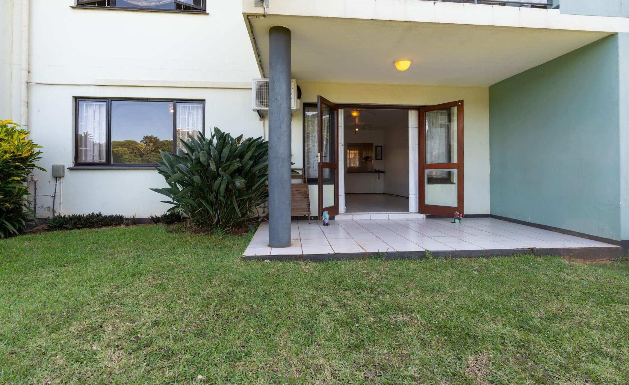 2 Bedroom Apartment For Sale Sunningdale (uMhlanga) 1ND1640128