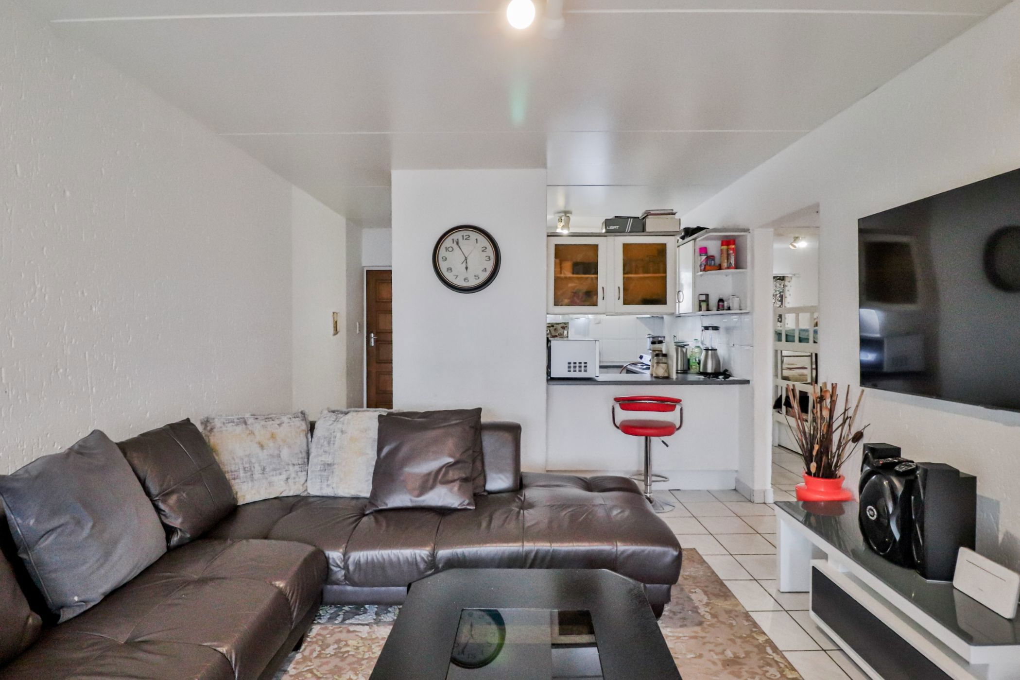 2 Bedroom Apartment For Sale Winchester Hills 1GV1640823 Pam