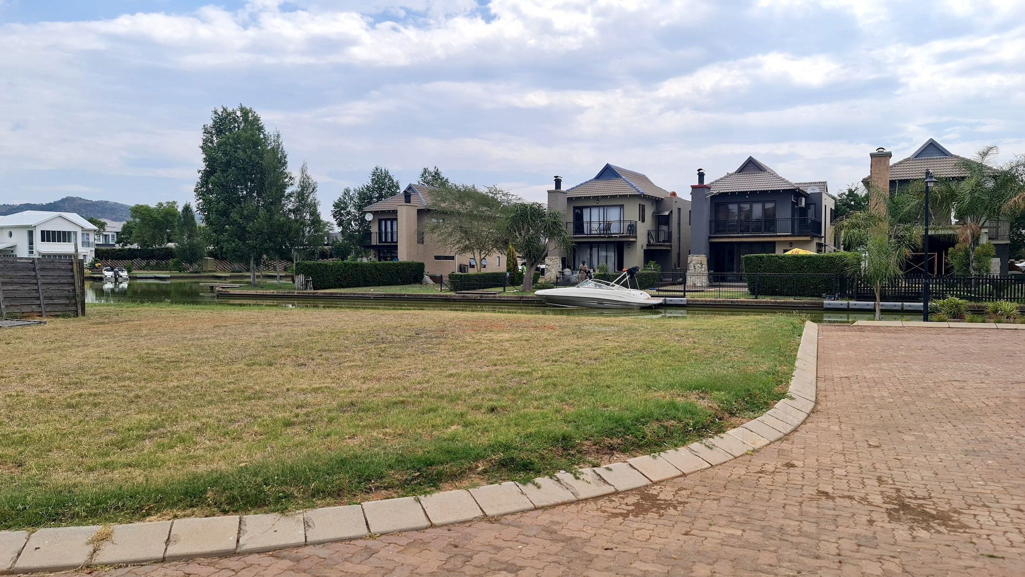 413 m2 Residential Vacant Land For Sale The Islands Estate