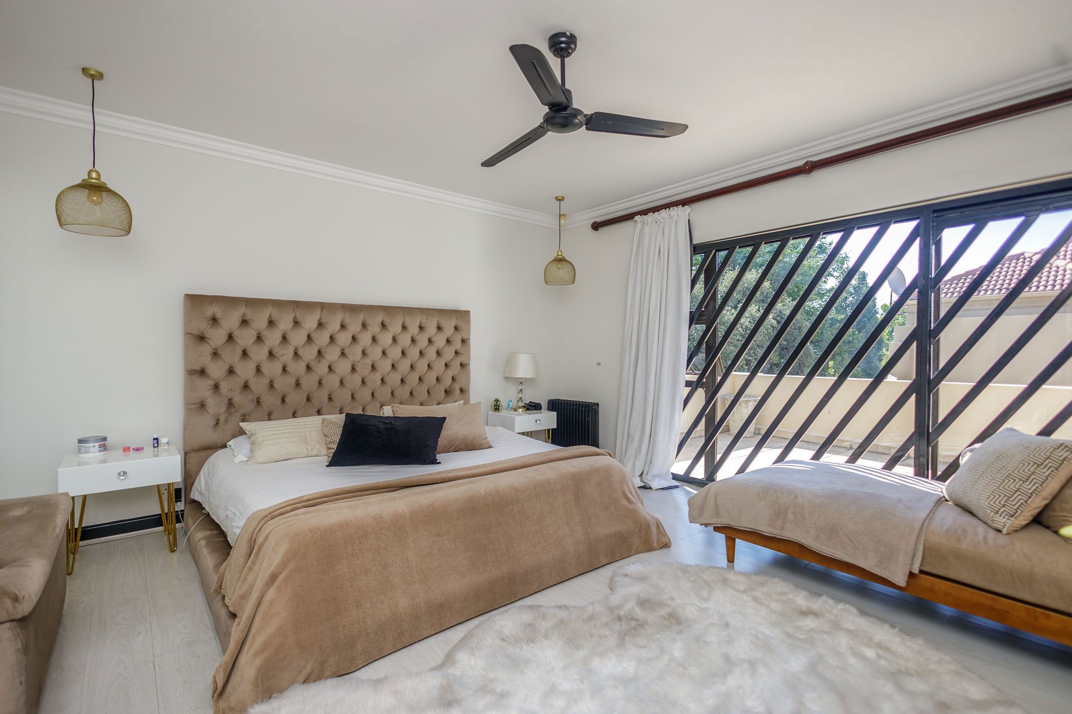 3 Bedroom Doublestorey Cluster For Sale Morningside (Sandton