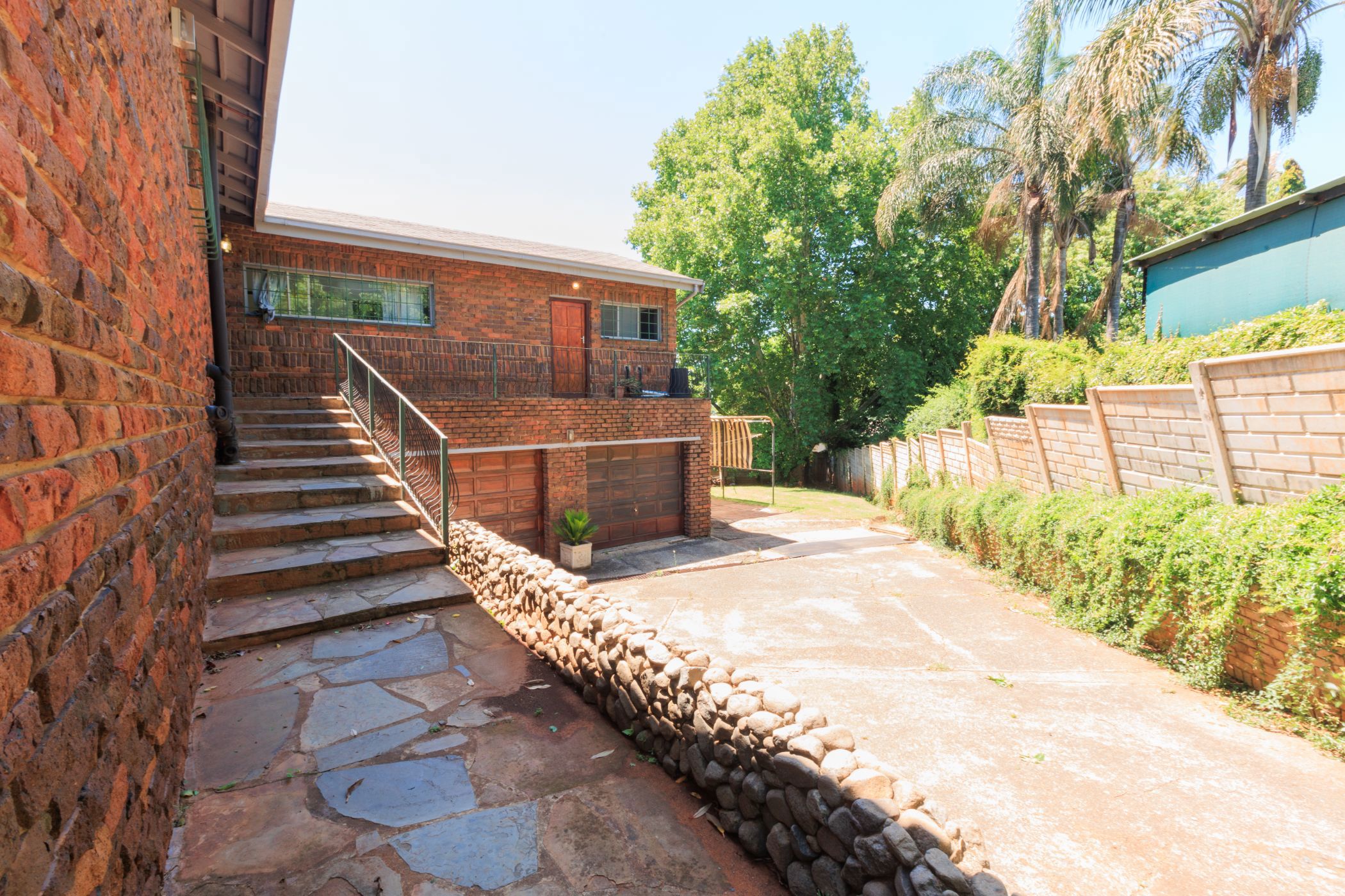 5 Bedroom House For Sale Signal Hill (Newcastle) 1NW1640418 Pam