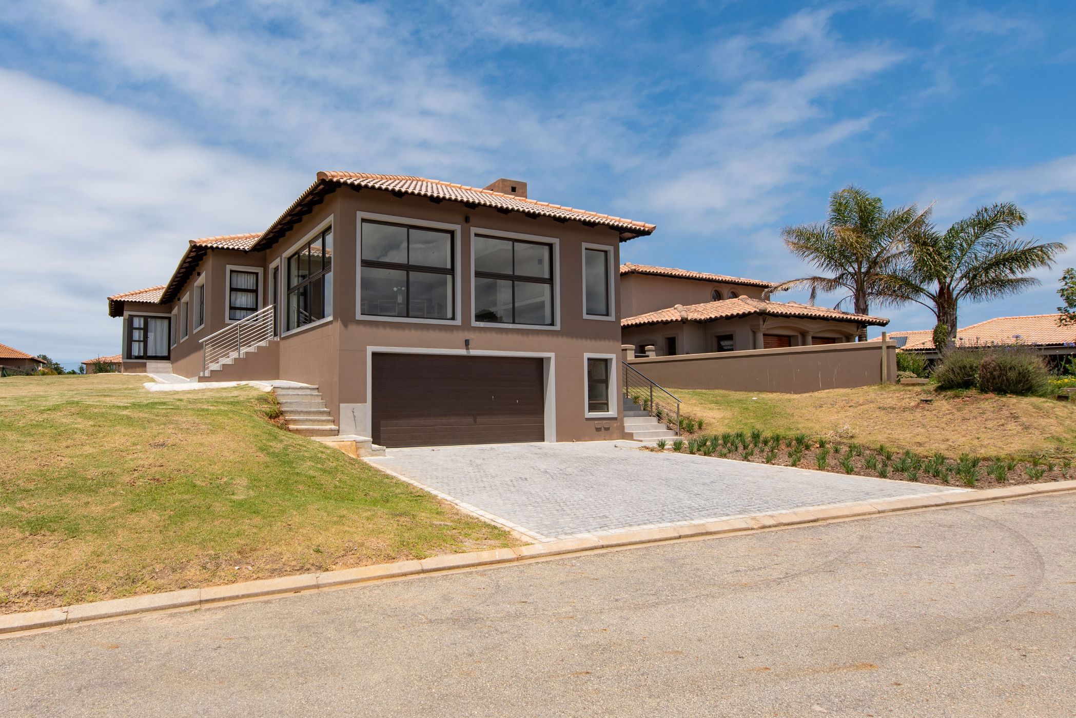 4 Bedroom House For Sale The Hill (Plettenberg Bay) 1KG1639214