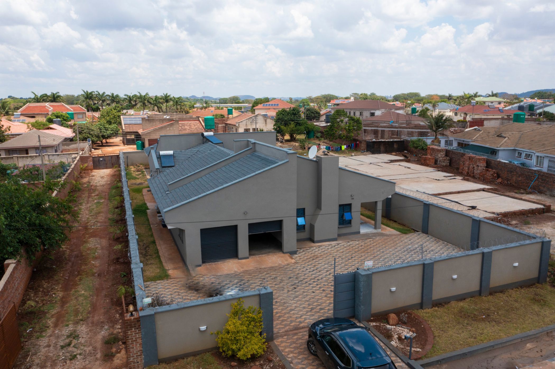 5 Bedroom House For Sale Westgate (Harare West, Zimbabwe) 3ZB1639534 Pam Golding Properties 5 Bedroom House For Sale Westgate (Harare West, Zimbabwe) 3ZB1639534 Pam Golding Properties