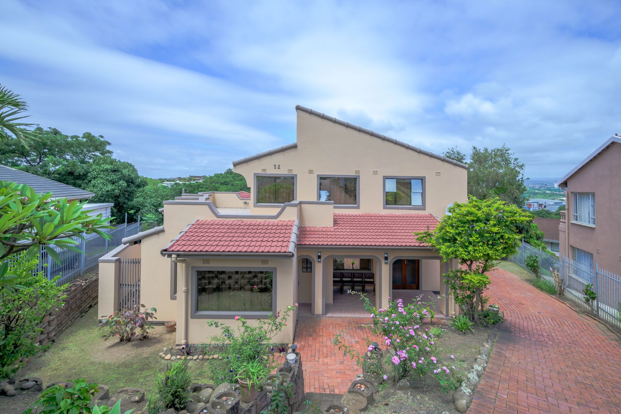 6 Bedroom House For Sale Effingham Heights 1ND1641014 Pam Golding