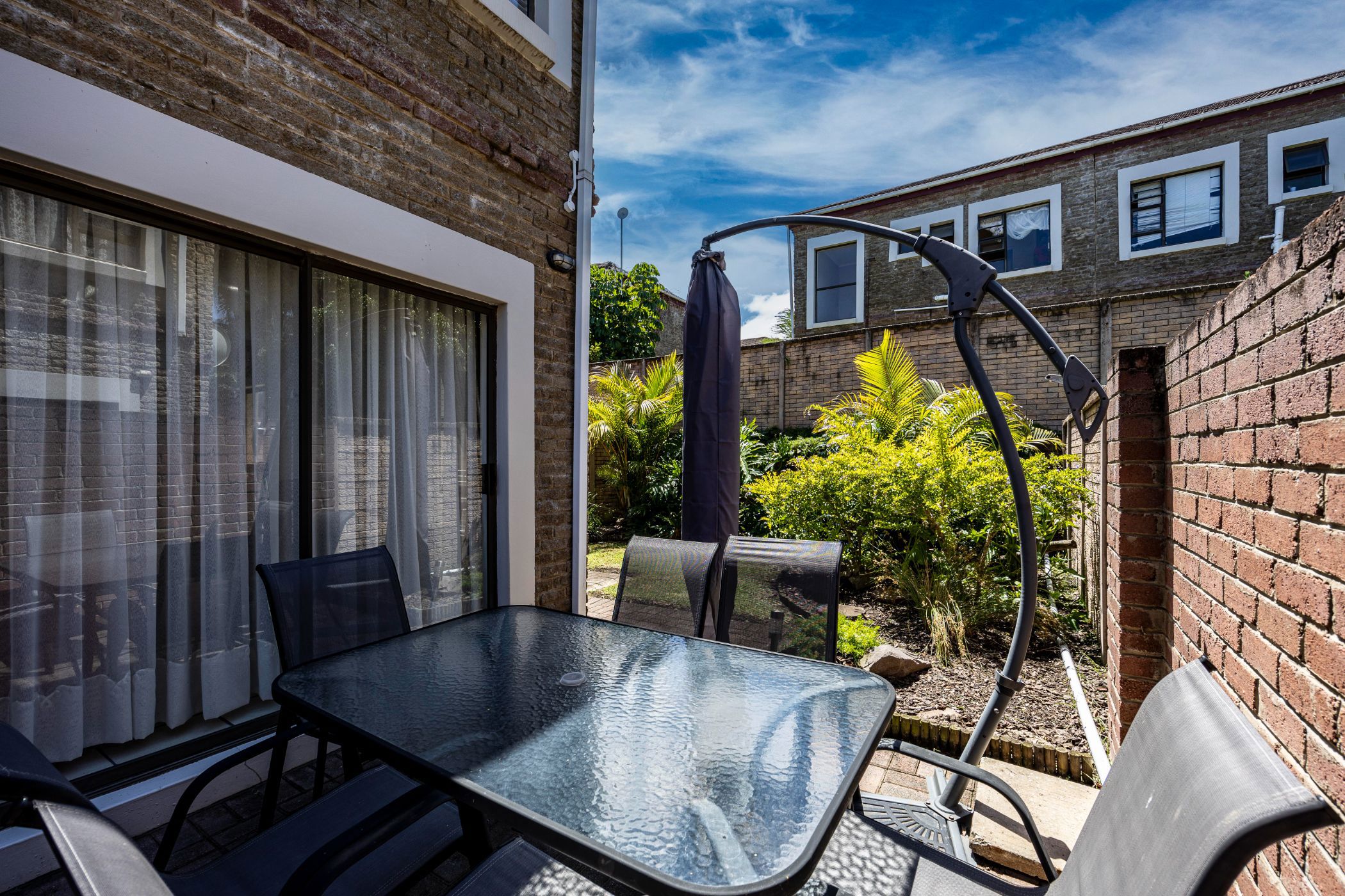 3 Bedroom Townhouse For Sale Abbotsford (East London) 1ET1641272