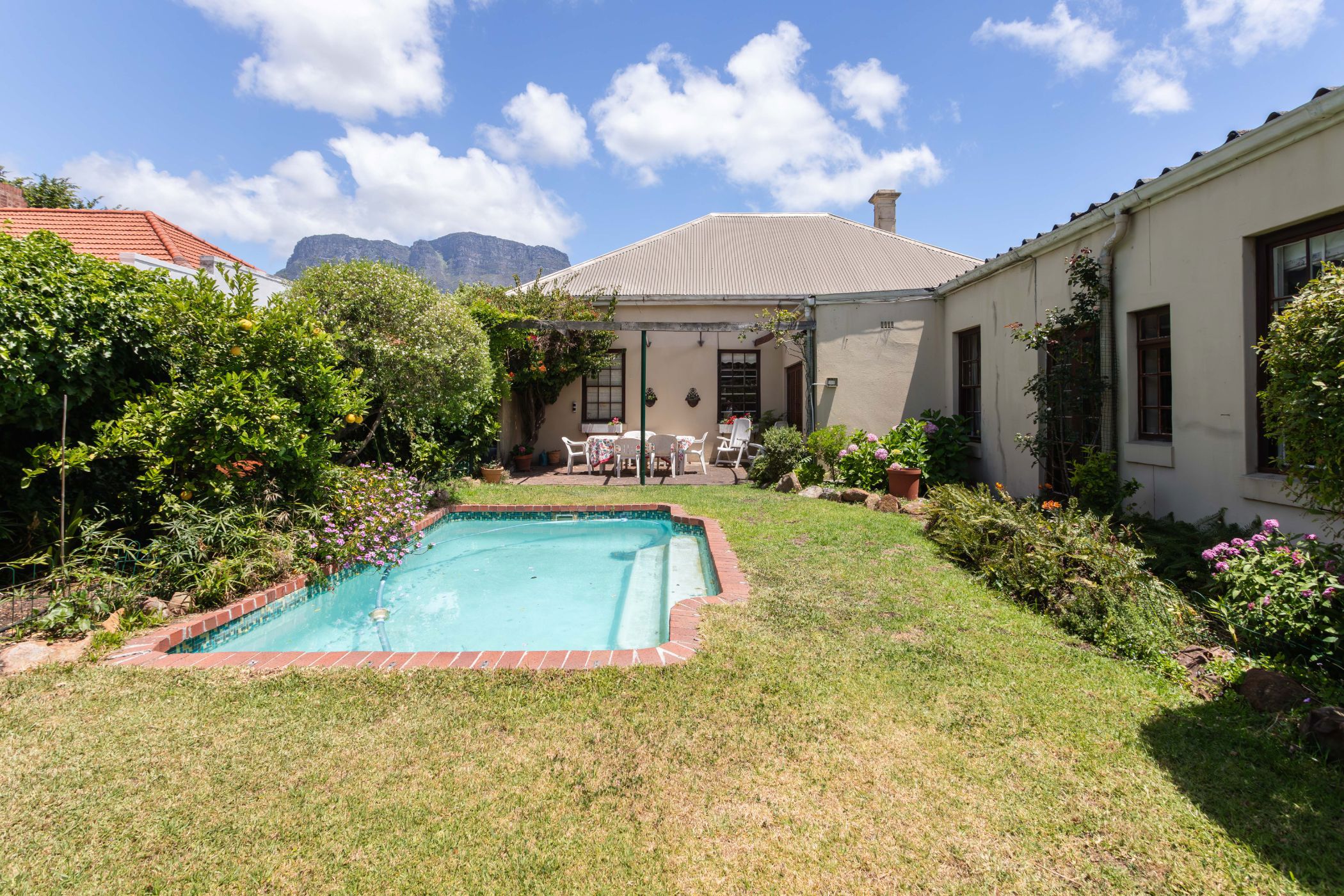 4 Bedroom House For Sale Newlands (Cape Town) KW1640131 Pam
