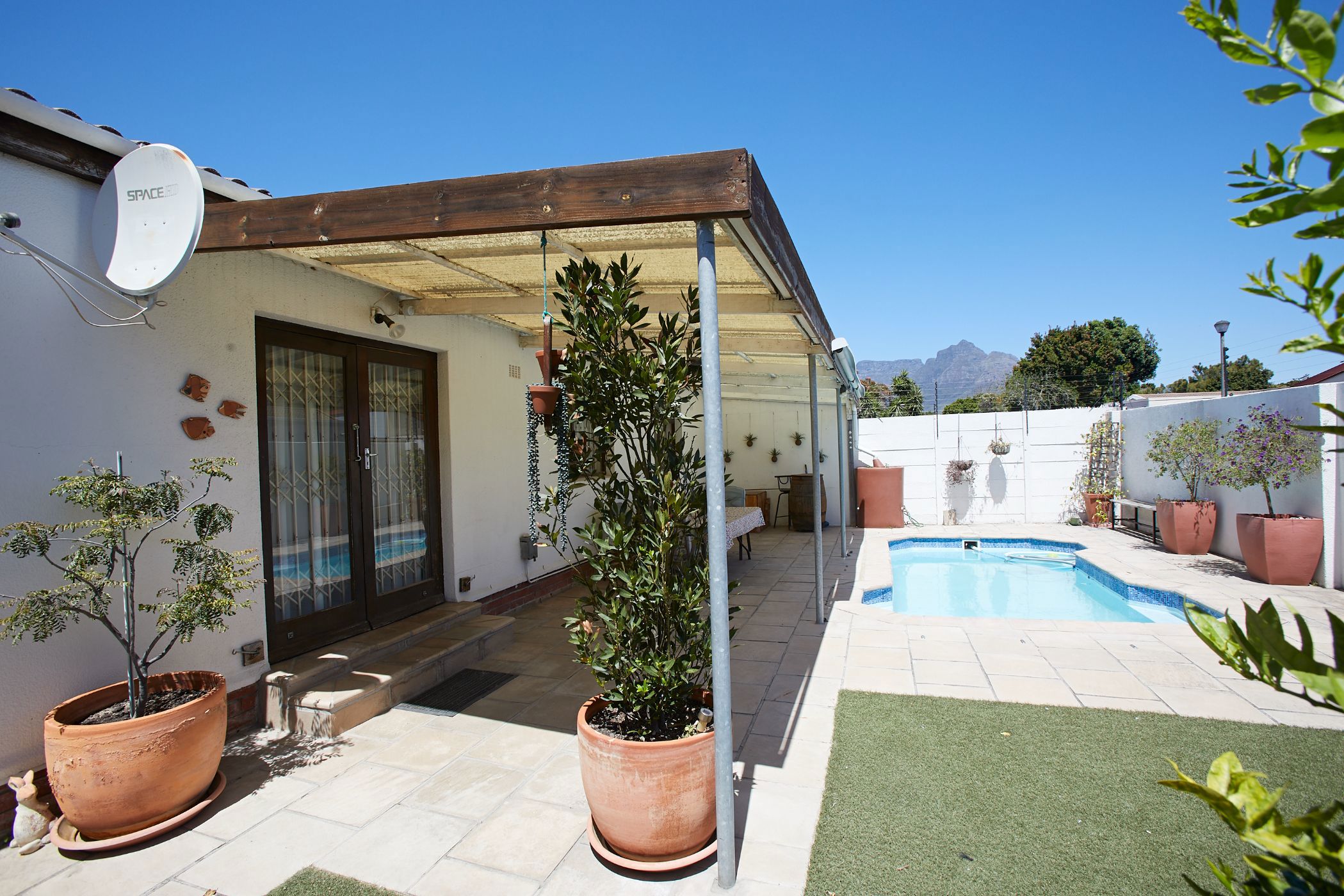 4 Bedroom House For Sale Pinelands (Cape Town) KW1633515 Pam