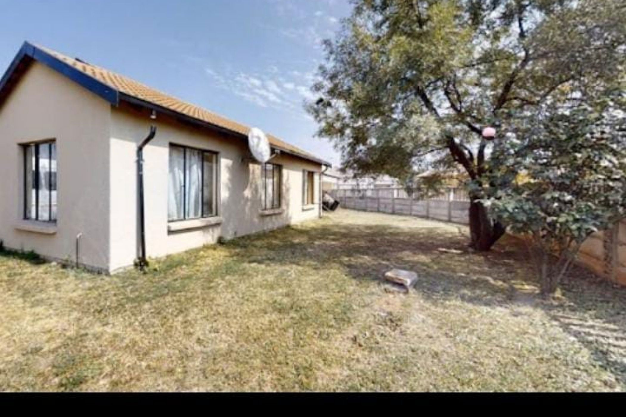 3 bedroom house for sale in Crystal Park