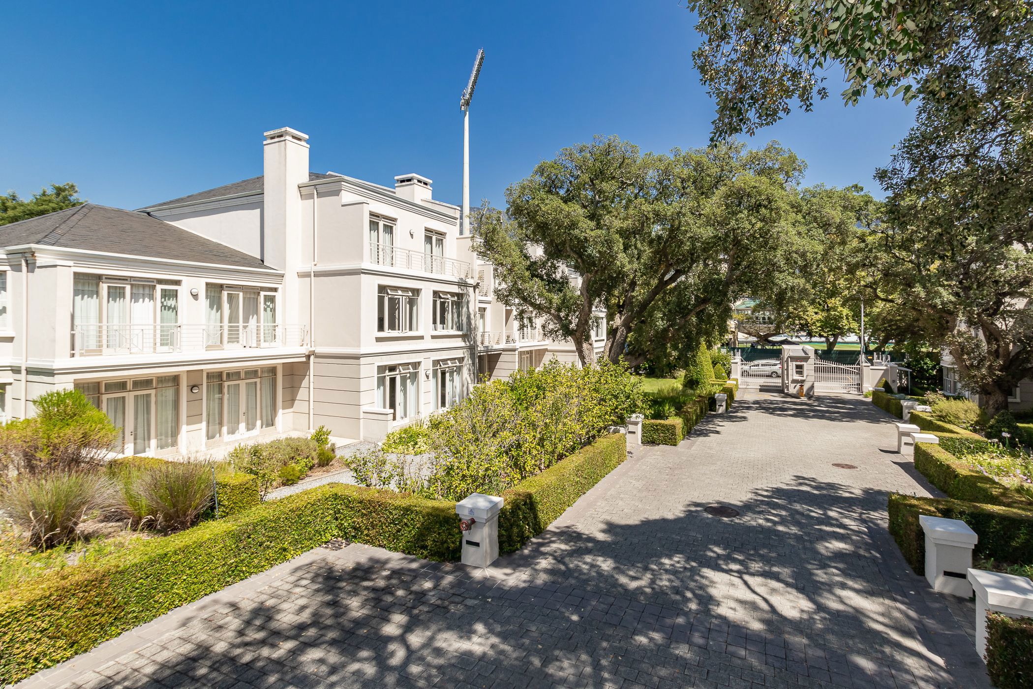 3 Bedroom Apartment For Sale Newlands (Cape Town) KW1645084 Pam