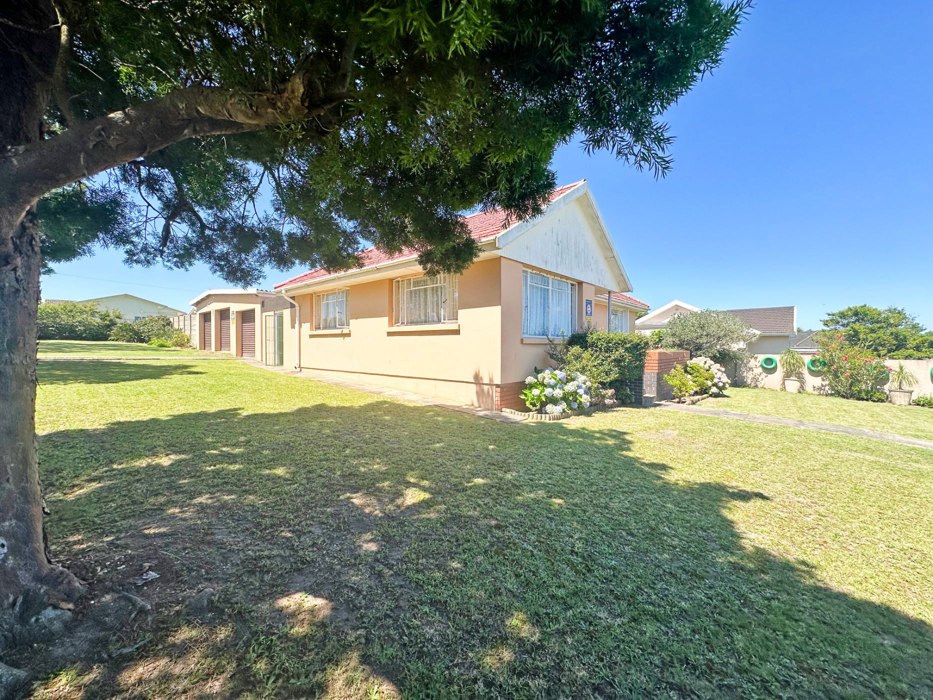 3 Bedroom House For Sale Linton Grange 1PLZ1643209 Pam Golding