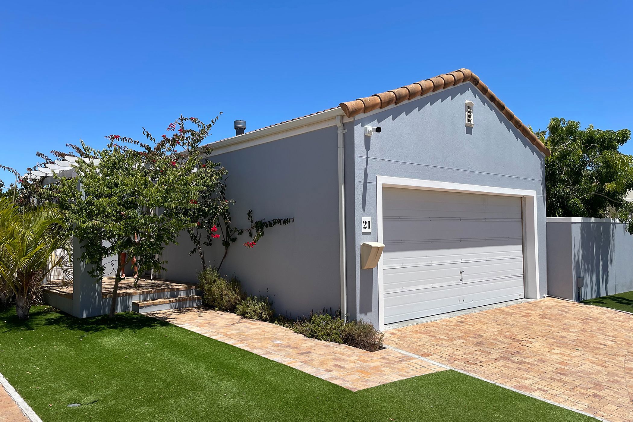 3 Bedroom House For Sale Sunningdale (Blouberg) 1TV1637285 Pam
