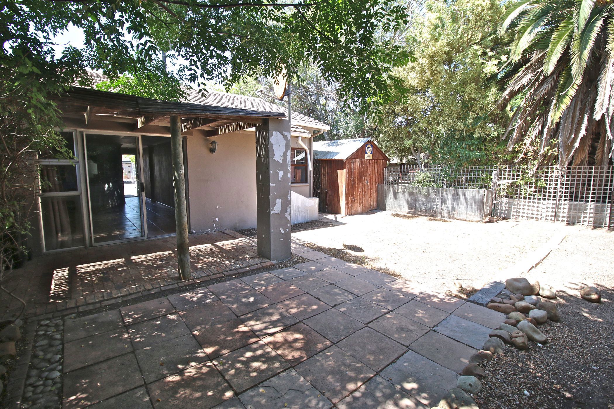 2 Bedroom House For Sale Panorama (Parow) 1PLA1642442 Pam Golding