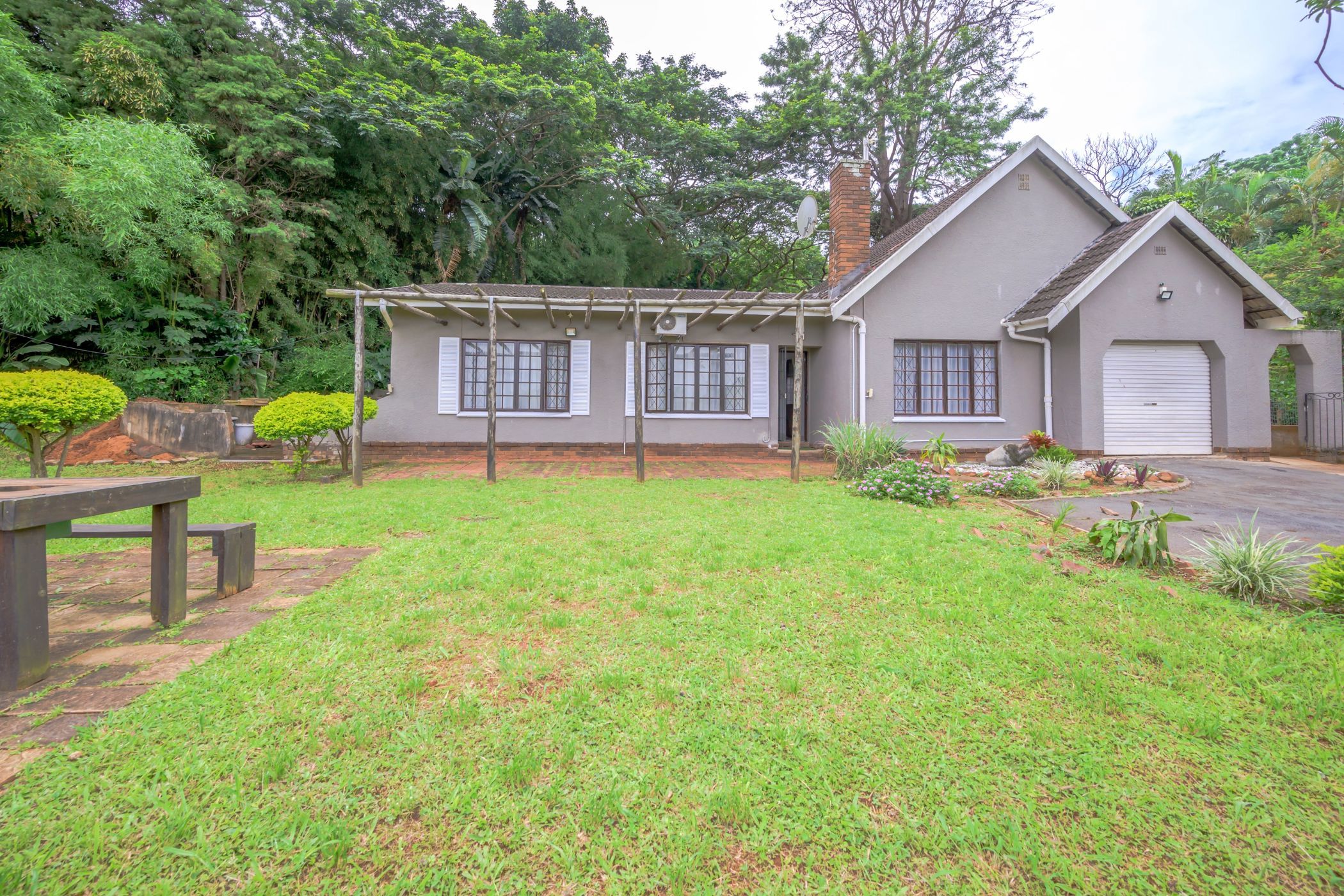 4 Bedroom House For Sale Glen Hills 1ND1635027 Pam Golding Properties