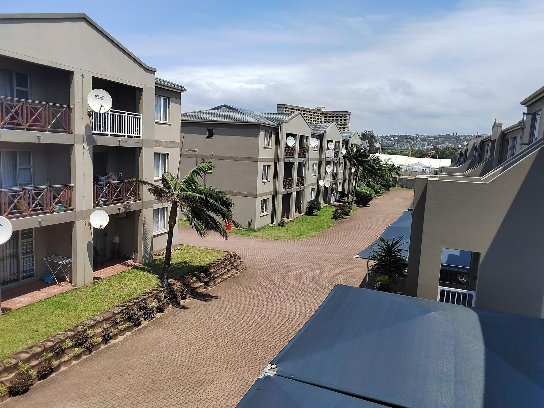 2 Bedroom Apartment For Sale North Beach Durban 1DA1642224 Pam Golding Properties