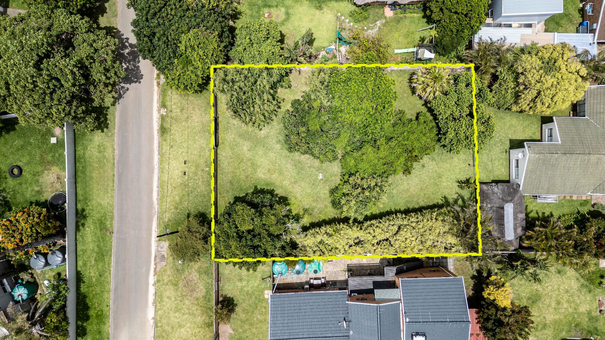 694 m2 Residential Vacant Land For Sale Sunrise on Sea 1ET1641755 Pam Golding Properties