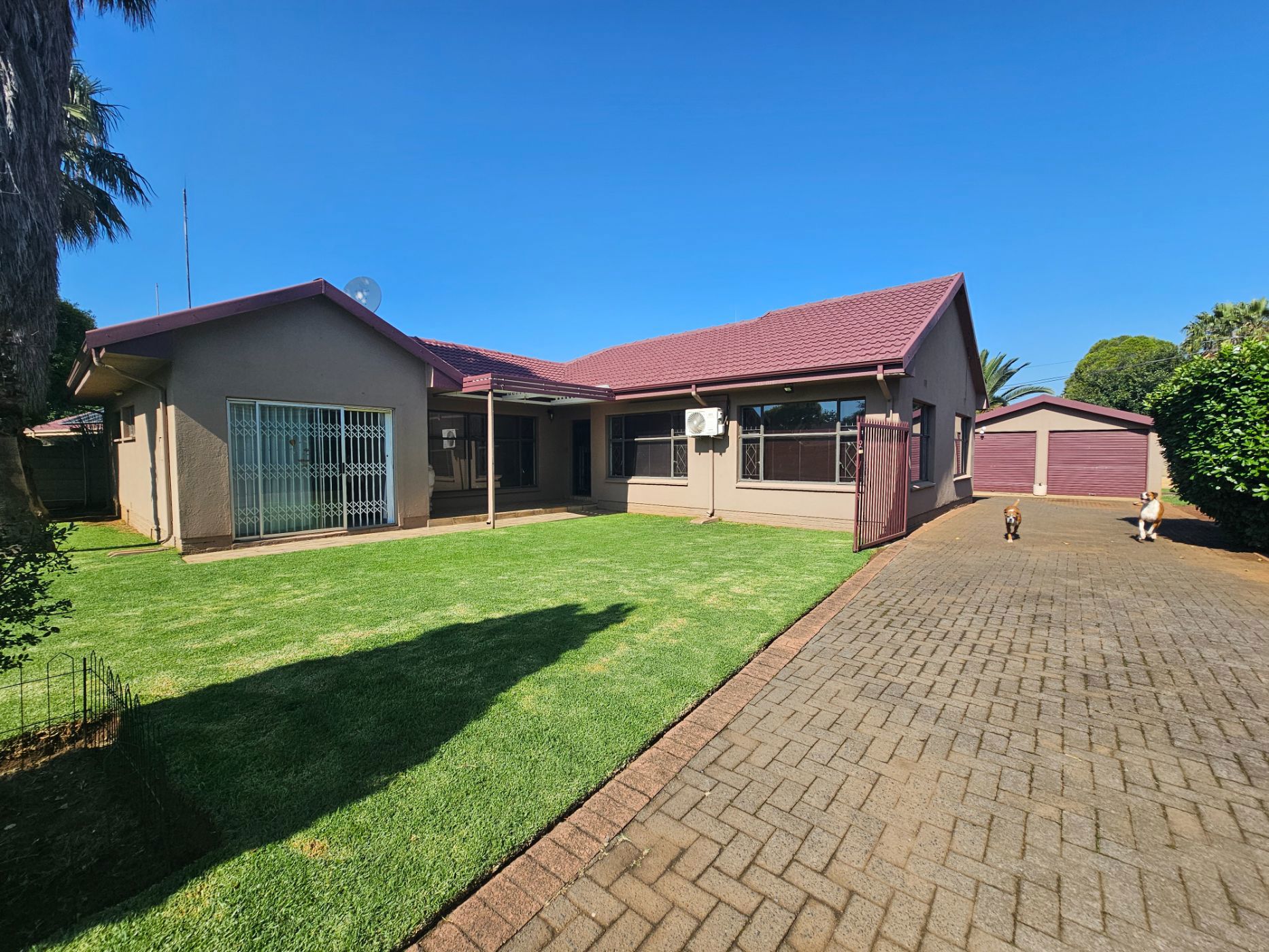 3 Bedroom House For Sale Risiville 1VT1642355 Pam Golding Properties