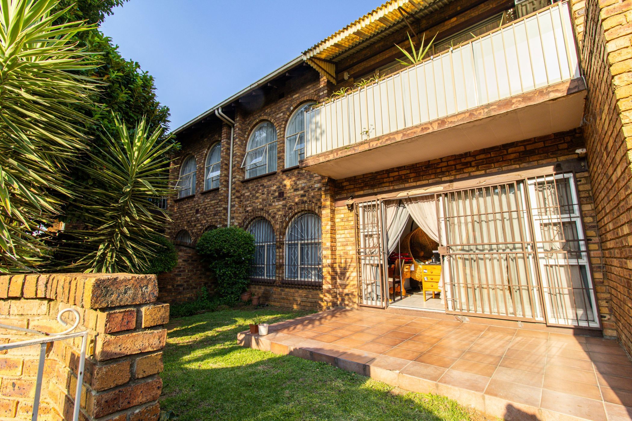 2 Bedroom Townhouse For Sale New Redruth 1AB1642401 Pam Golding