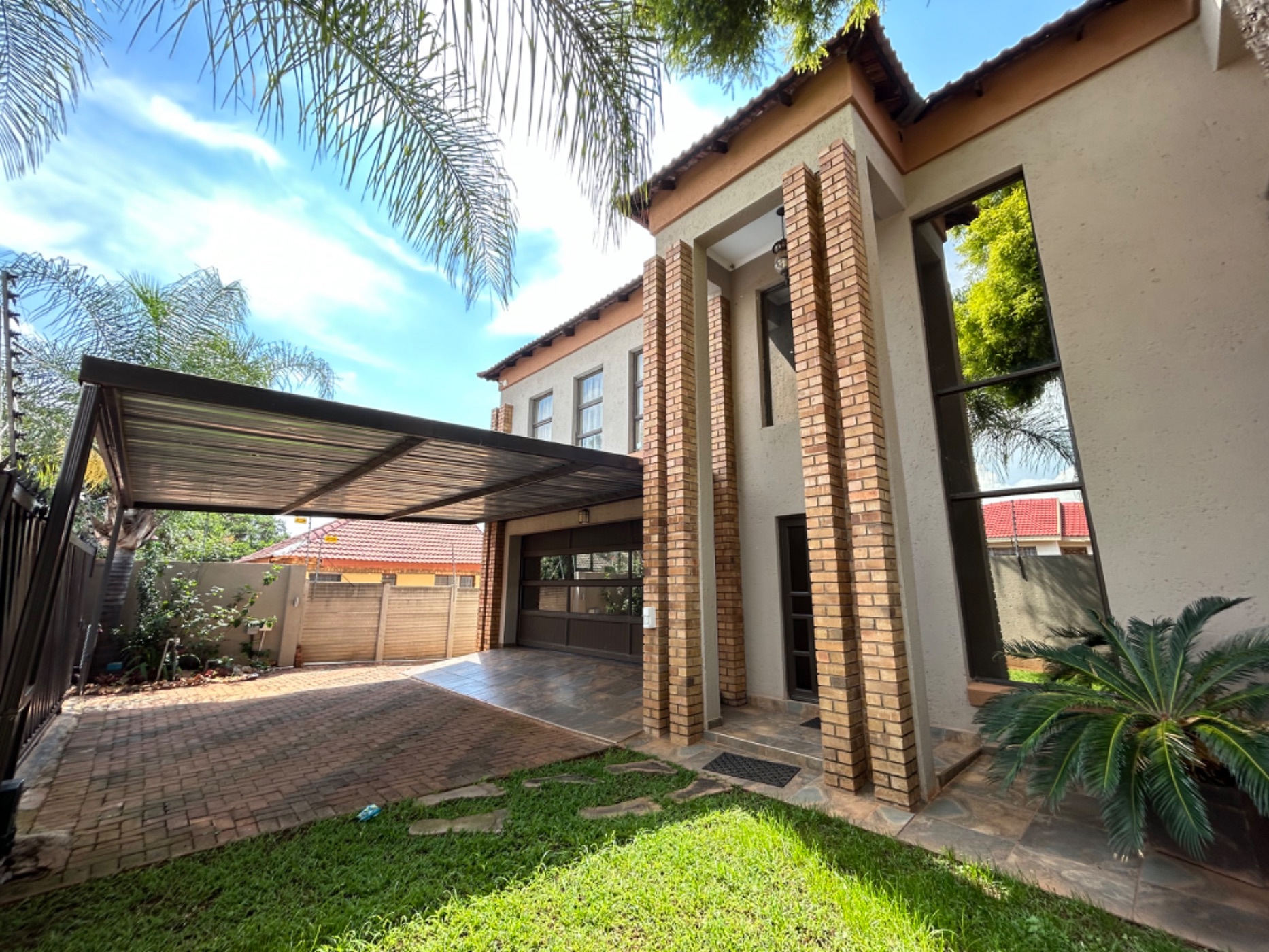 5 Bedroom Doublestorey House For Sale Flora Park (Polokwane