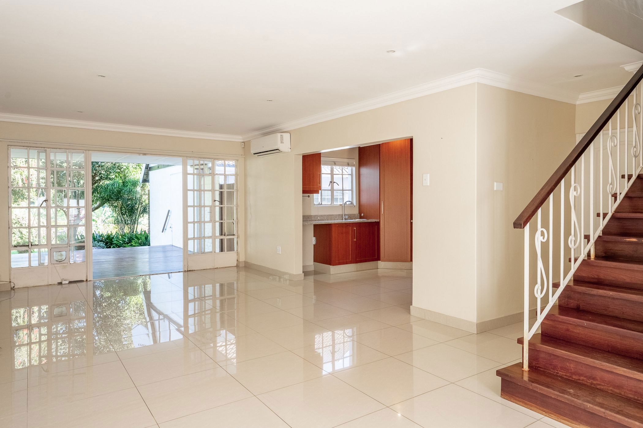 3 Bedroom Townhouse For Sale Clifton Park 1KF1642775 Pam Golding